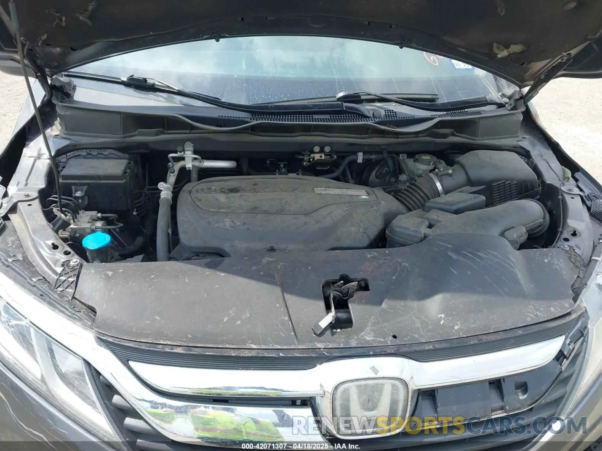 10 Photograph of a damaged car 5FNRL6H59KB101401 HONDA ODYSSEY 2019