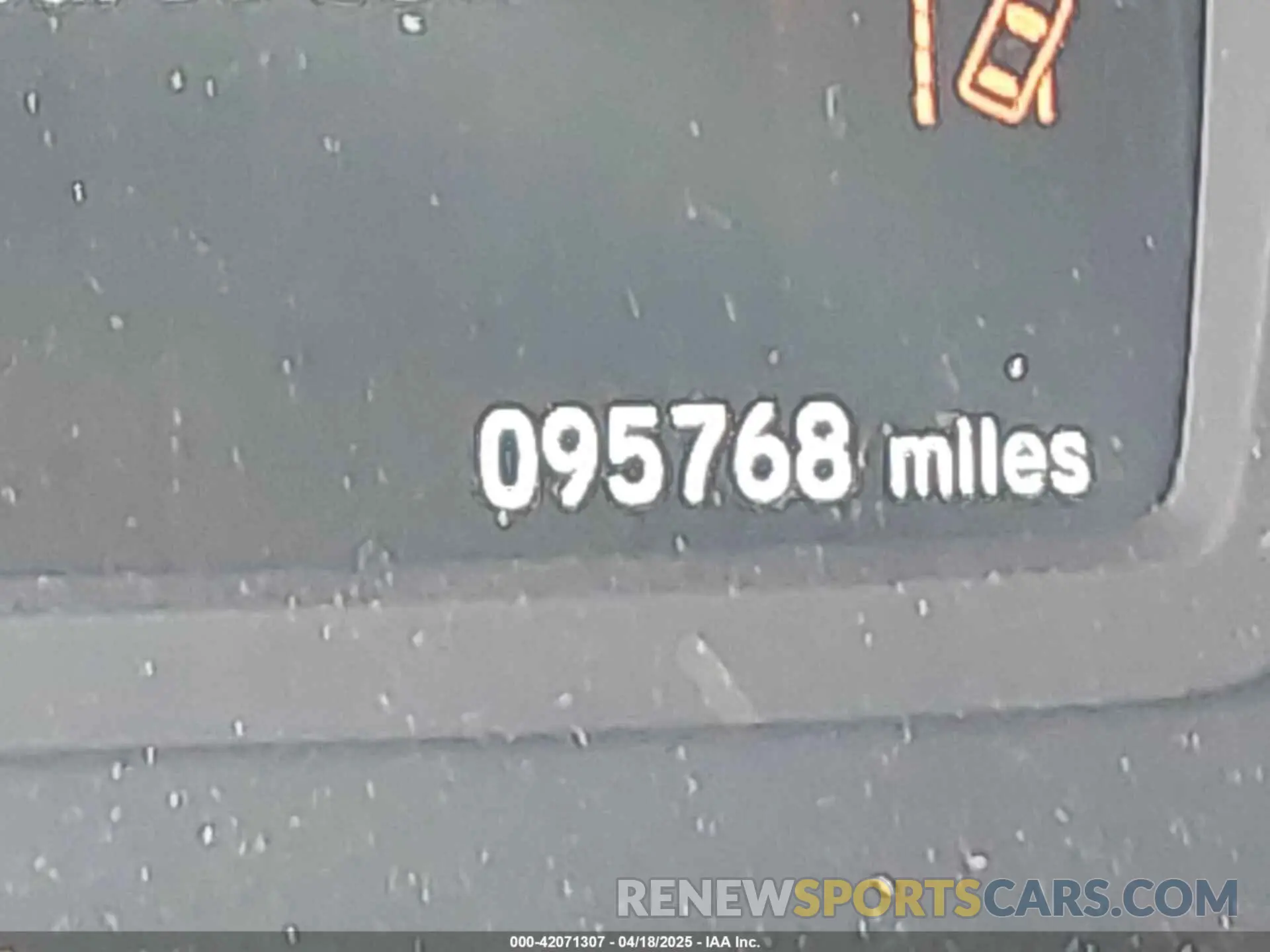 15 Photograph of a damaged car 5FNRL6H59KB101401 HONDA ODYSSEY 2019