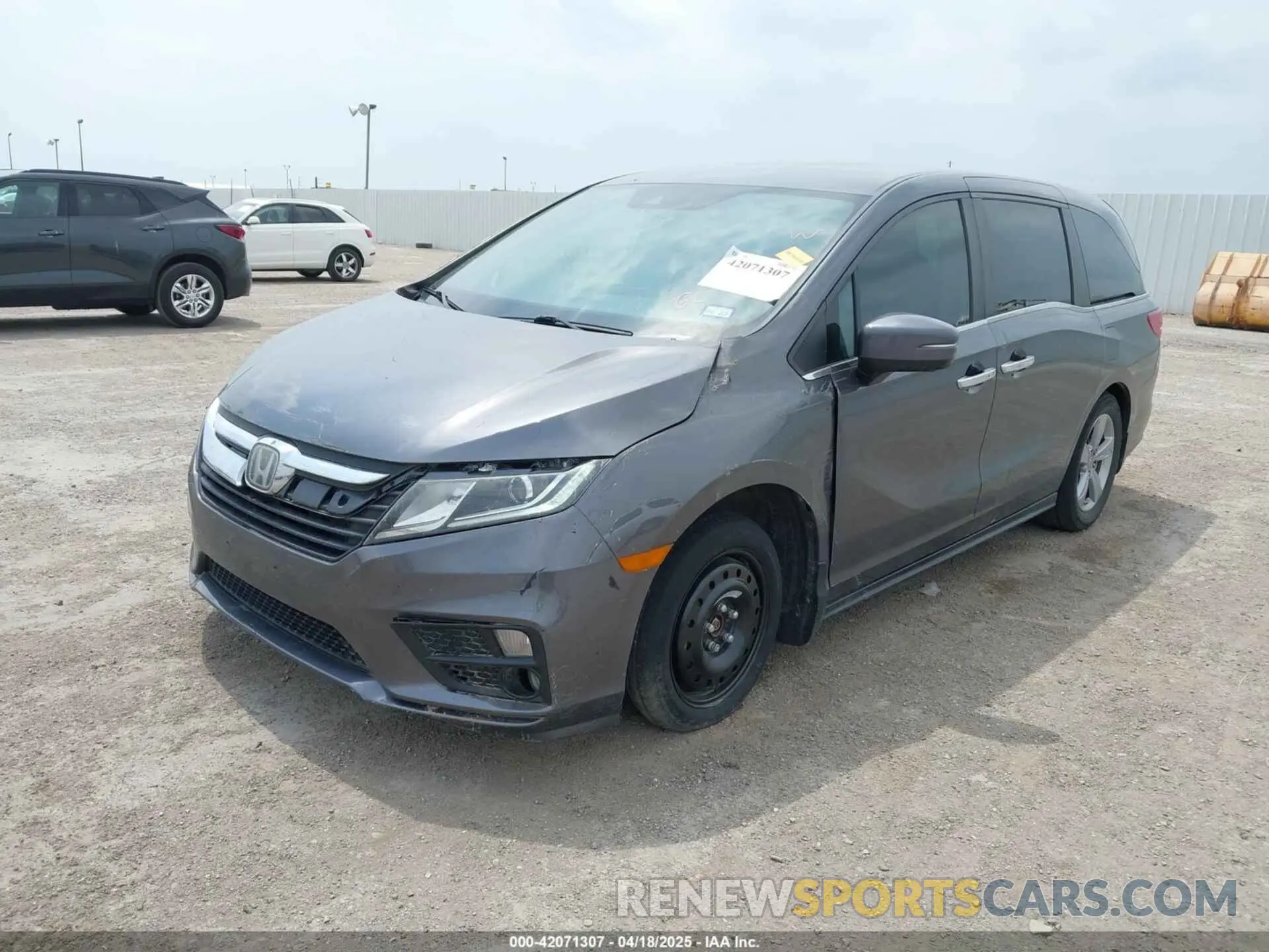 2 Photograph of a damaged car 5FNRL6H59KB101401 HONDA ODYSSEY 2019
