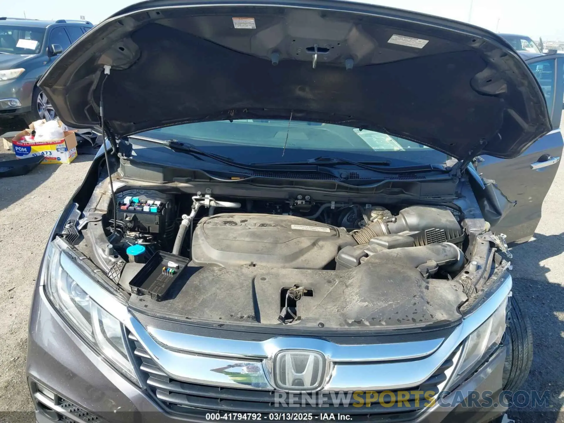 10 Photograph of a damaged car 5FNRL6H59KB131319 HONDA ODYSSEY 2019