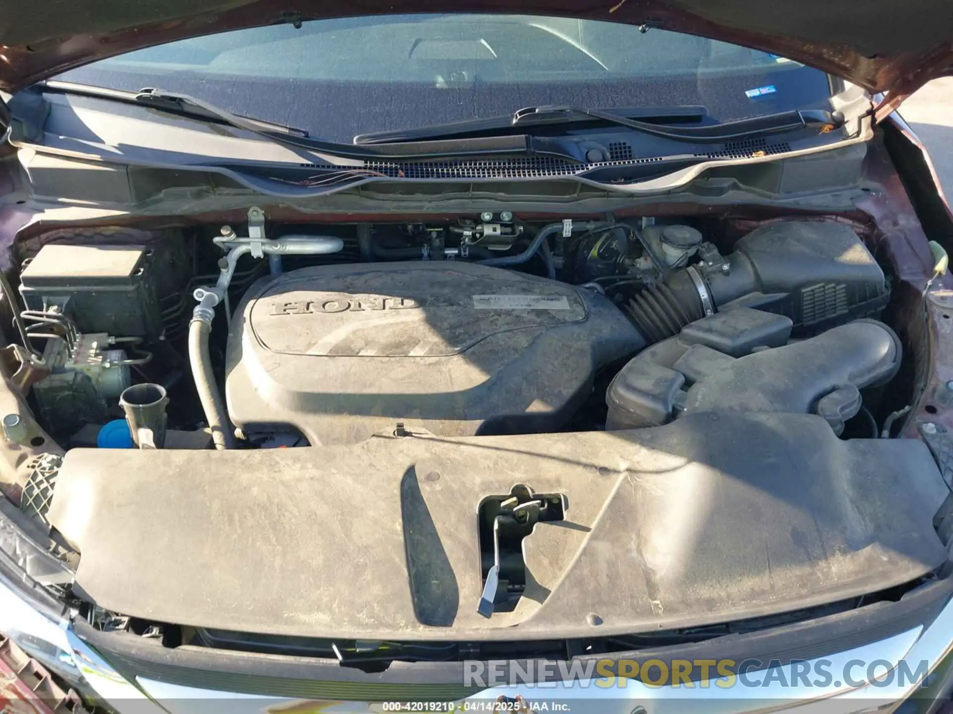 10 Photograph of a damaged car 5FNRL6H5XKB125738 HONDA ODYSSEY 2019