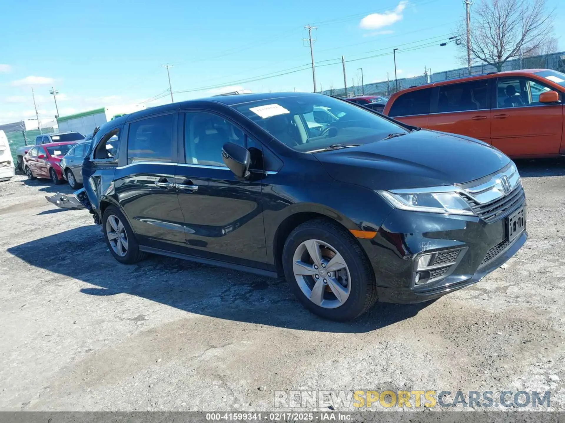 1 Photograph of a damaged car 5FNRL6H70KB124678 HONDA ODYSSEY 2019