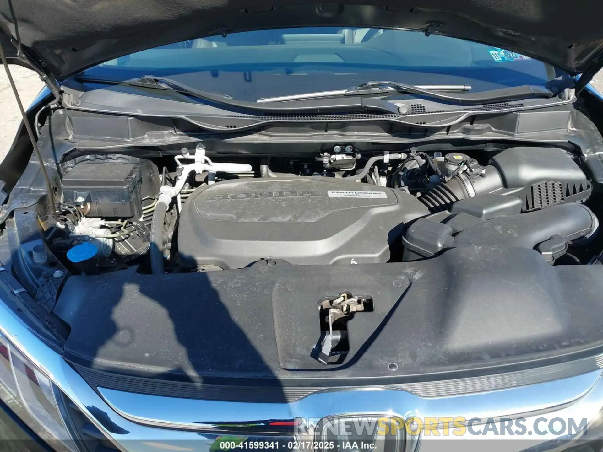 10 Photograph of a damaged car 5FNRL6H70KB124678 HONDA ODYSSEY 2019