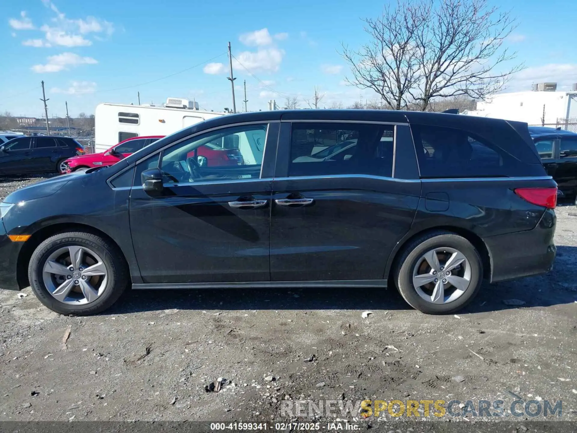 14 Photograph of a damaged car 5FNRL6H70KB124678 HONDA ODYSSEY 2019