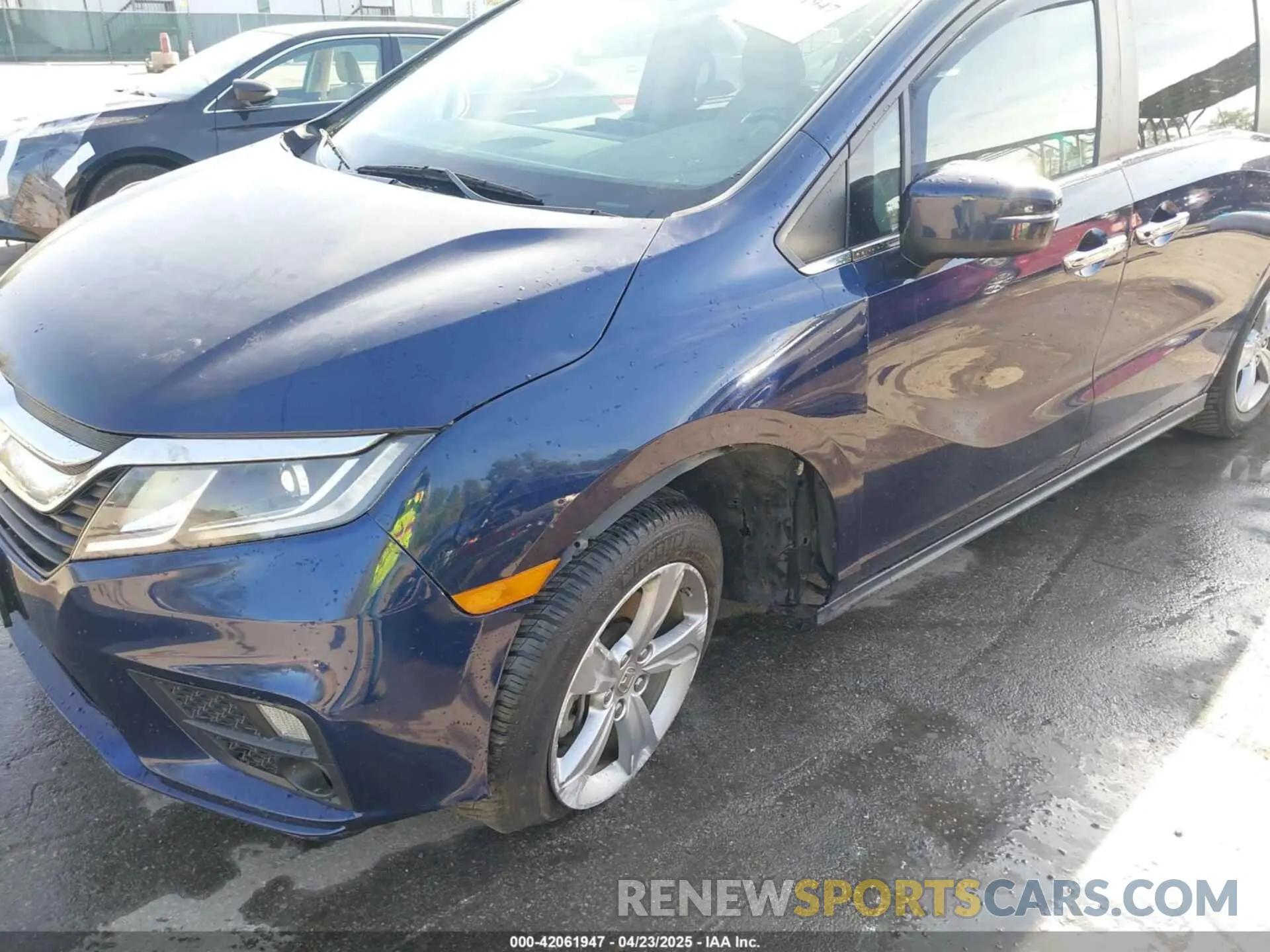 6 Photograph of a damaged car 5FNRL6H71KB004694 HONDA ODYSSEY 2019