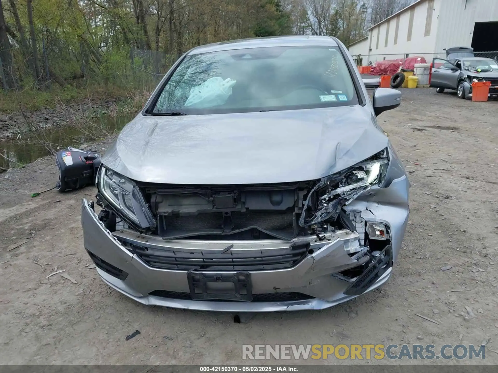 12 Photograph of a damaged car 5FNRL6H71KB049716 HONDA ODYSSEY 2019