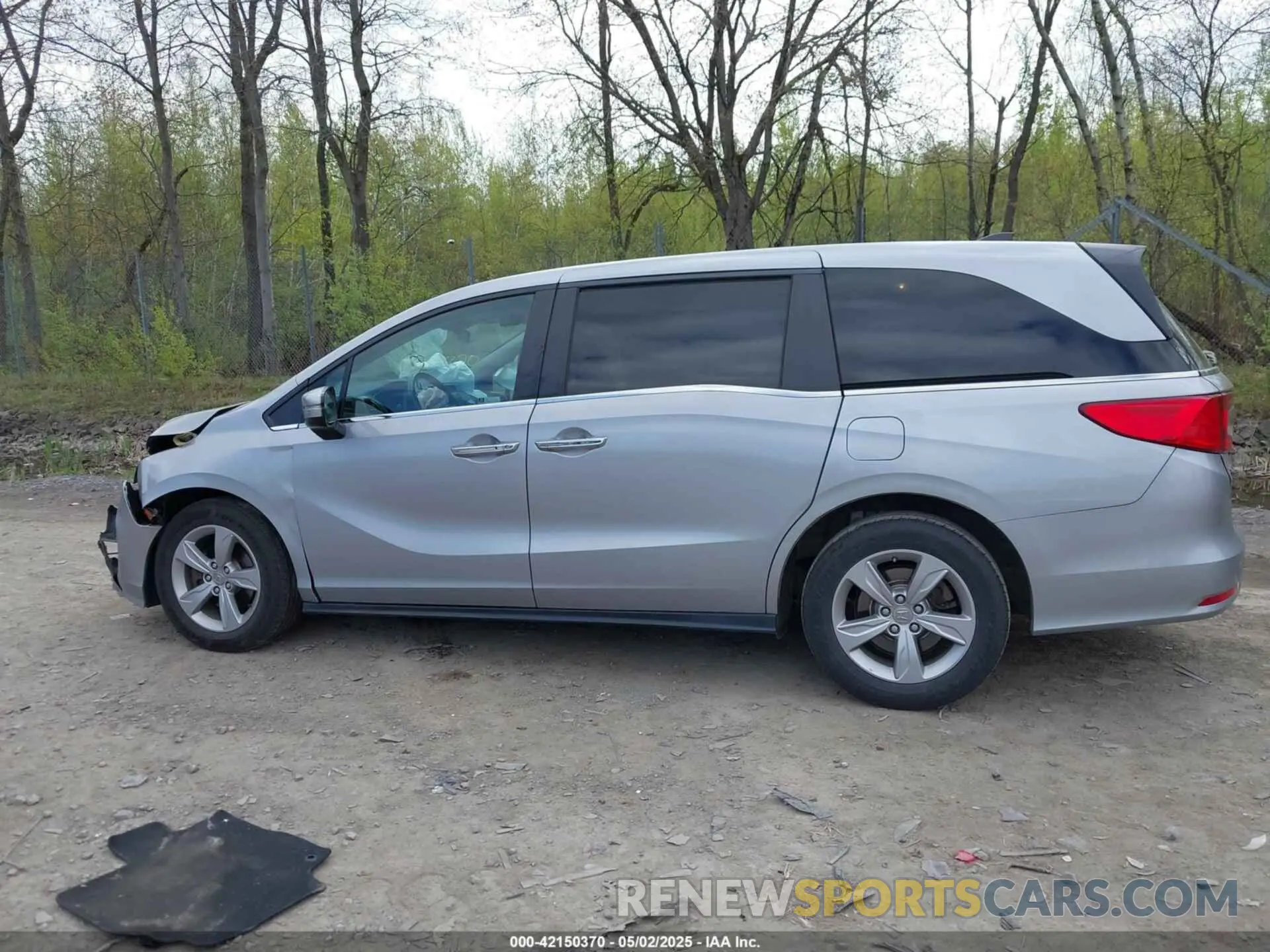 14 Photograph of a damaged car 5FNRL6H71KB049716 HONDA ODYSSEY 2019