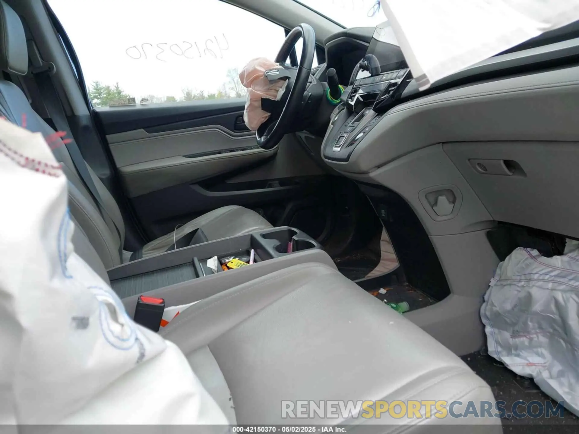 5 Photograph of a damaged car 5FNRL6H71KB049716 HONDA ODYSSEY 2019
