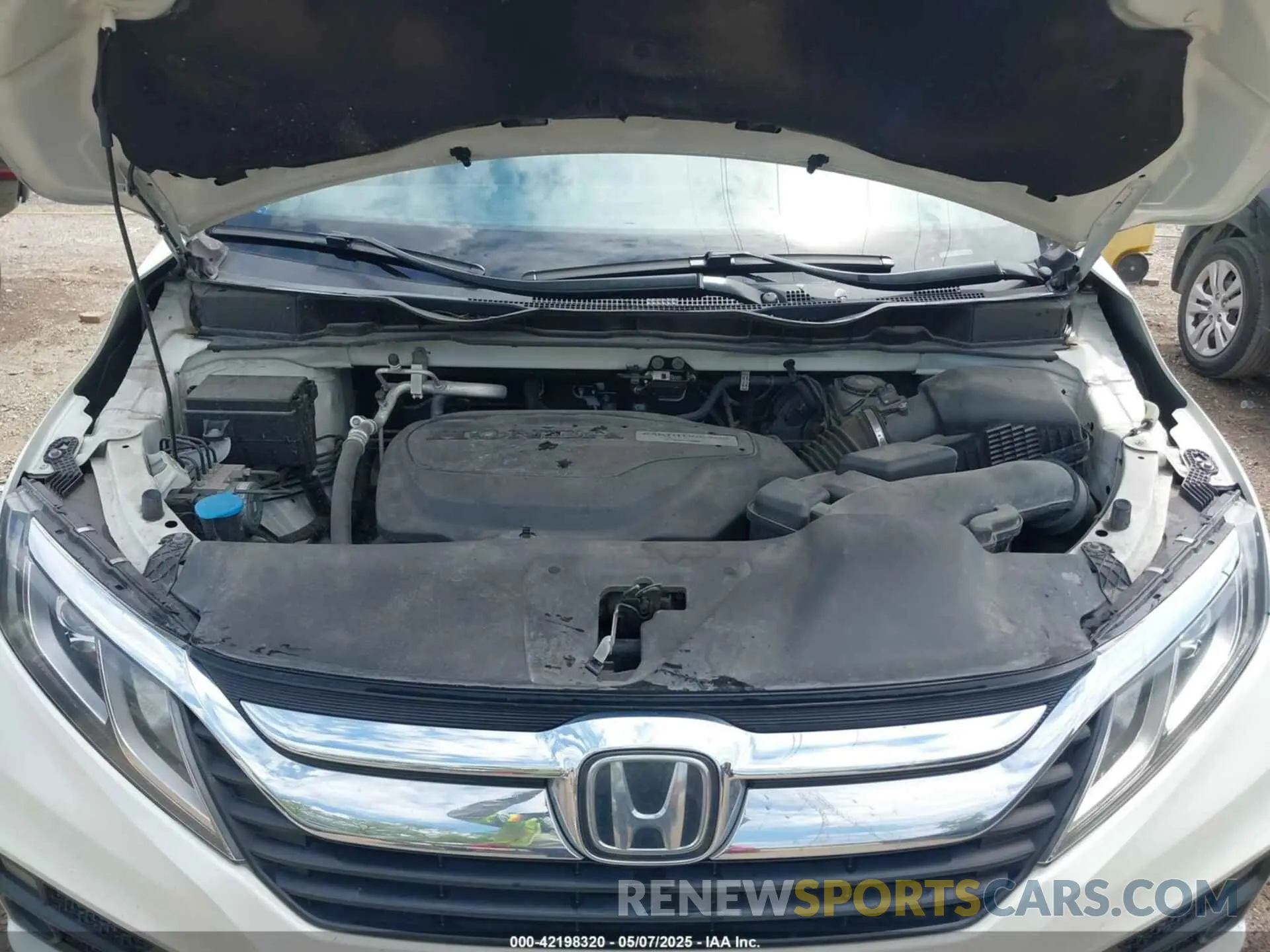 10 Photograph of a damaged car 5FNRL6H71KB081808 HONDA ODYSSEY 2019