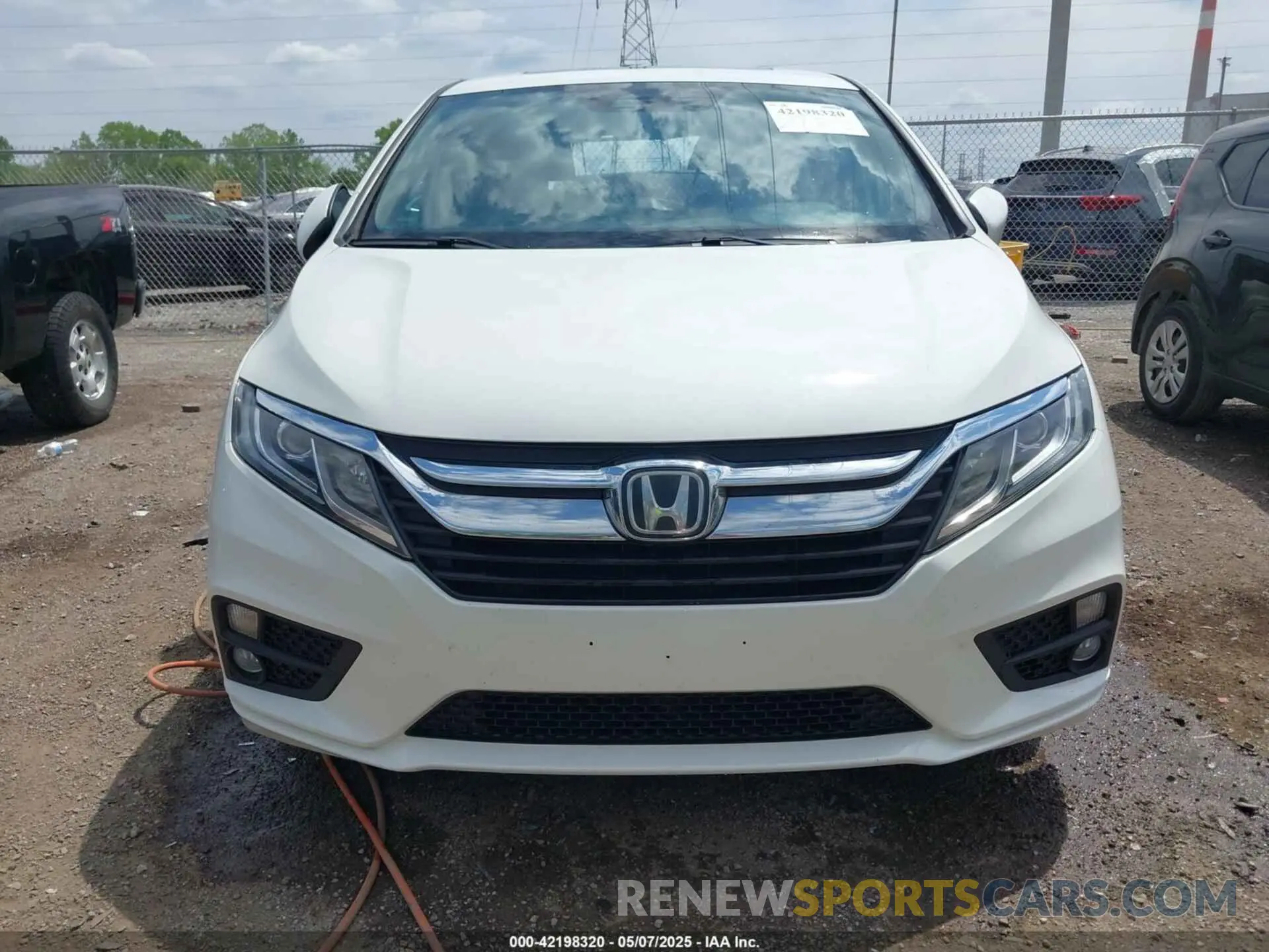 13 Photograph of a damaged car 5FNRL6H71KB081808 HONDA ODYSSEY 2019