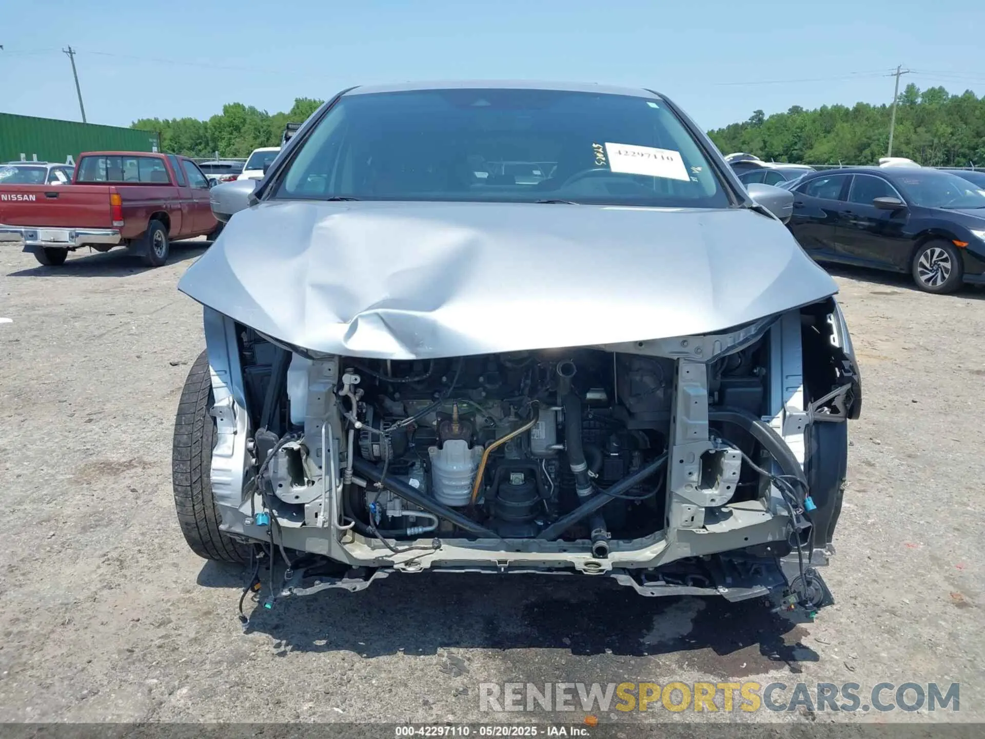 13 Photograph of a damaged car 5FNRL6H72KB083499 HONDA ODYSSEY 2019