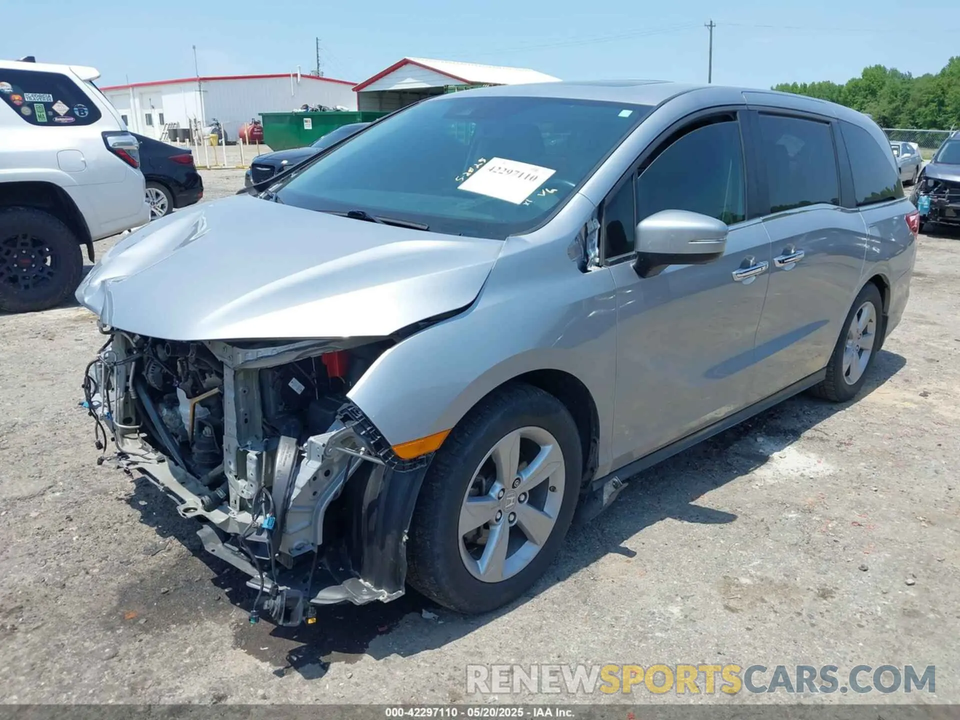 2 Photograph of a damaged car 5FNRL6H72KB083499 HONDA ODYSSEY 2019
