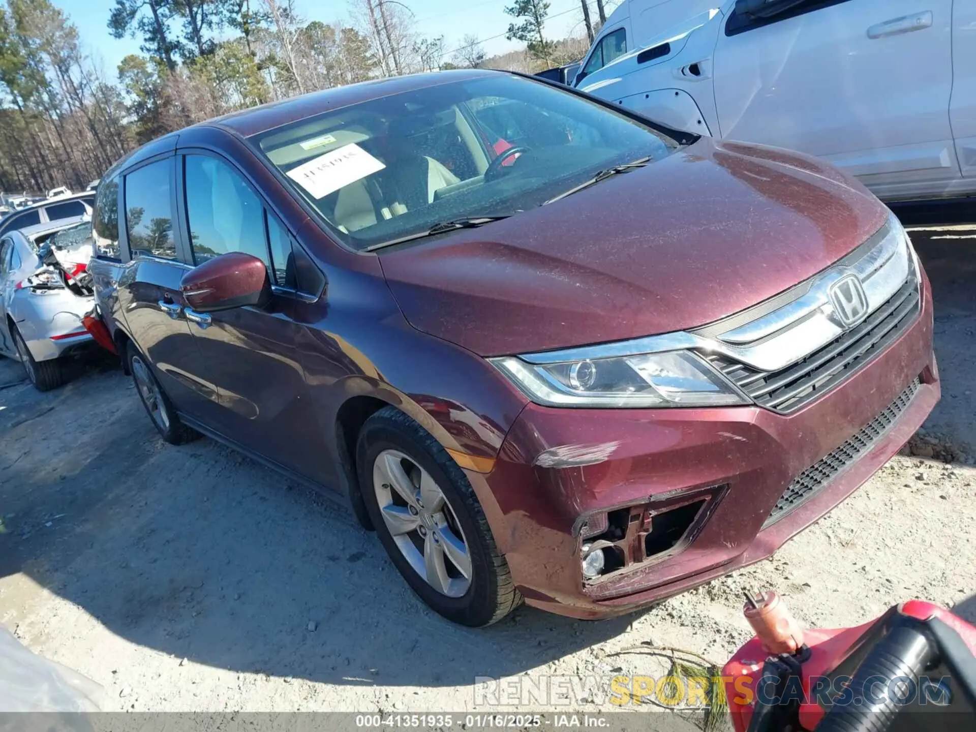 1 Photograph of a damaged car 5FNRL6H72KB125282 HONDA ODYSSEY 2019