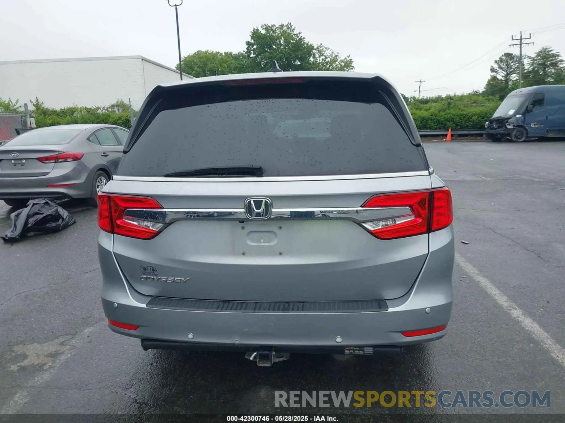 15 Photograph of a damaged car 5FNRL6H73KB001750 HONDA ODYSSEY 2019