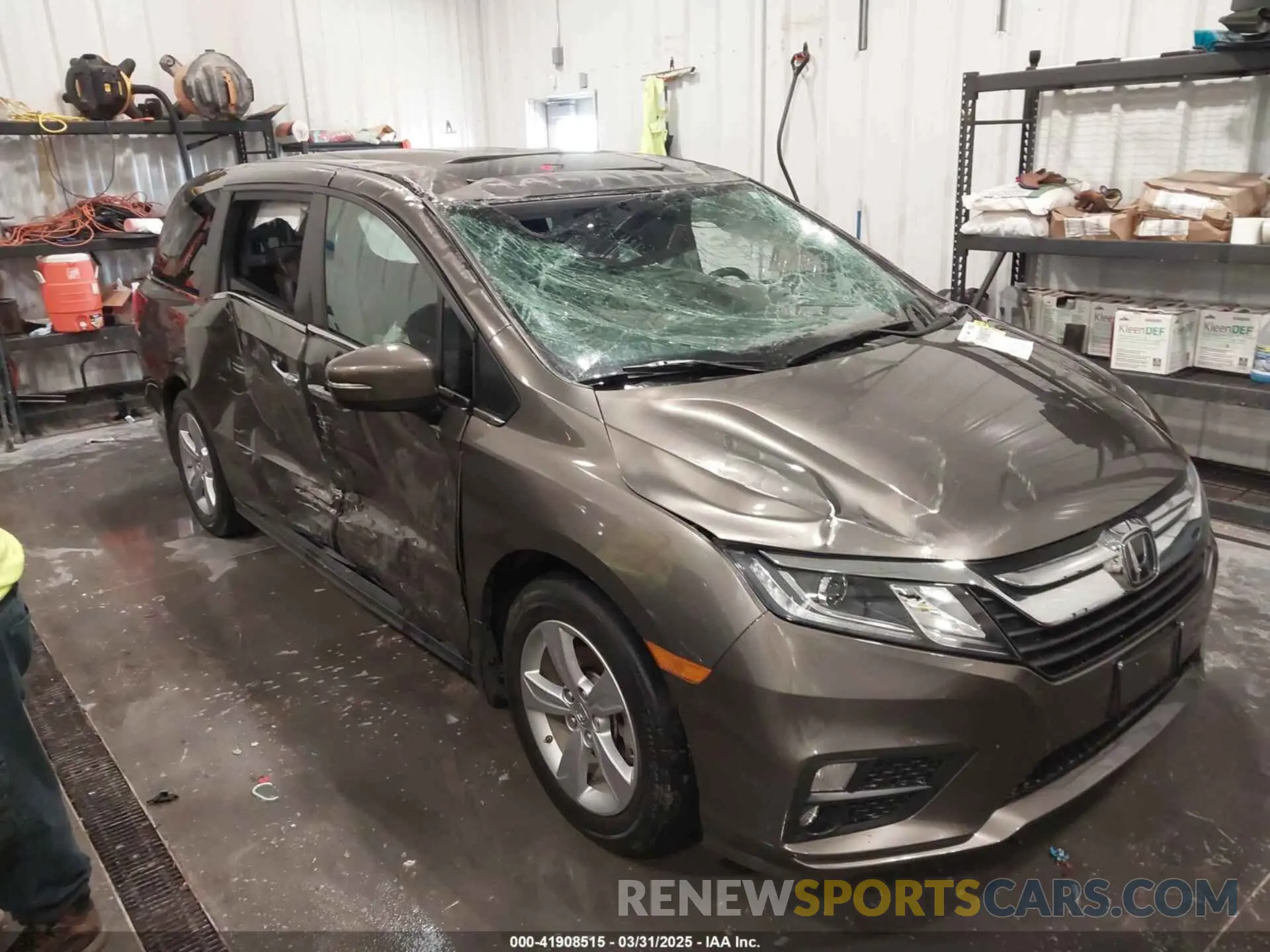 6 Photograph of a damaged car 5FNRL6H73KB135075 HONDA ODYSSEY 2019