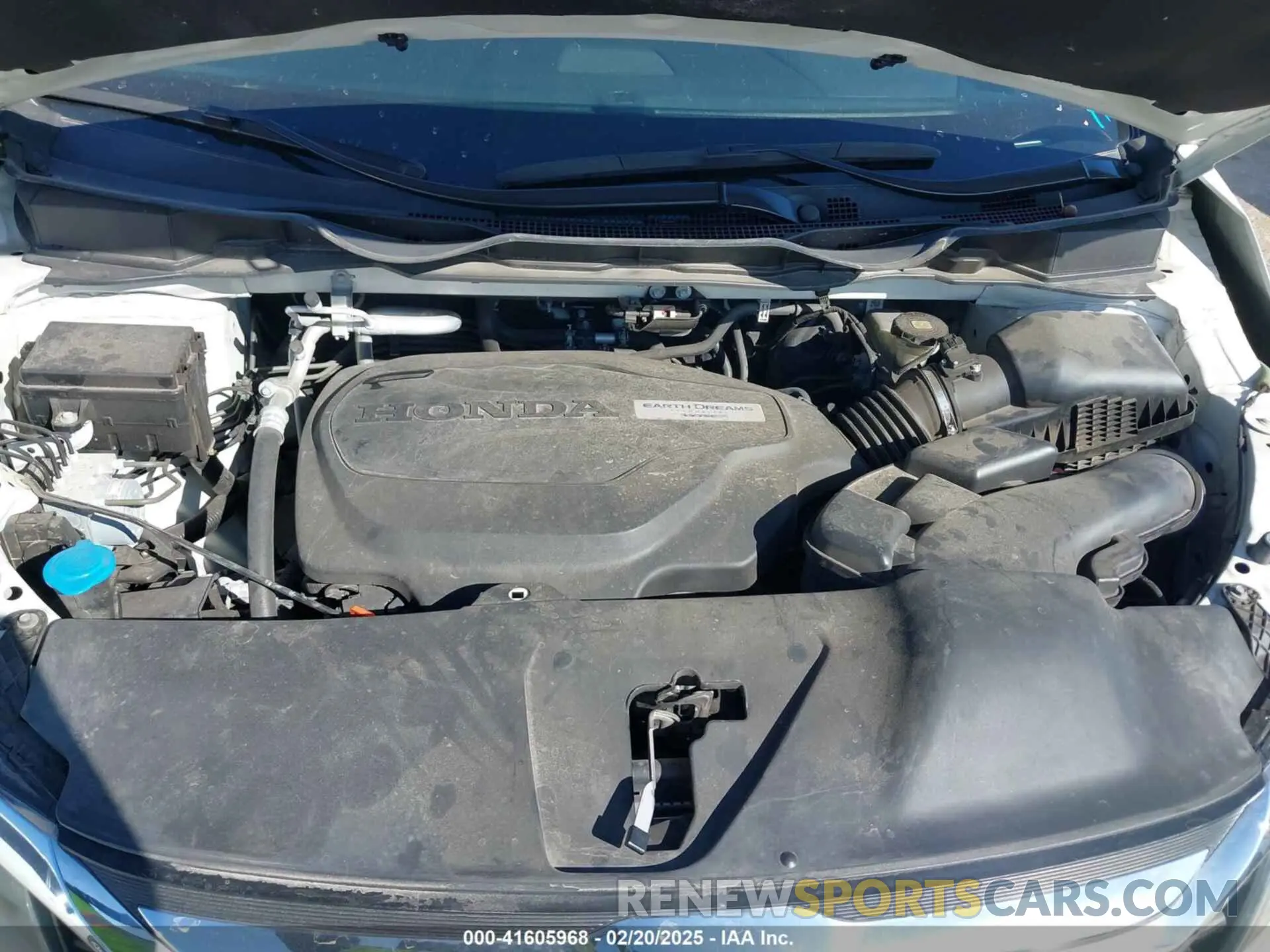 10 Photograph of a damaged car 5FNRL6H74KB047698 HONDA ODYSSEY 2019
