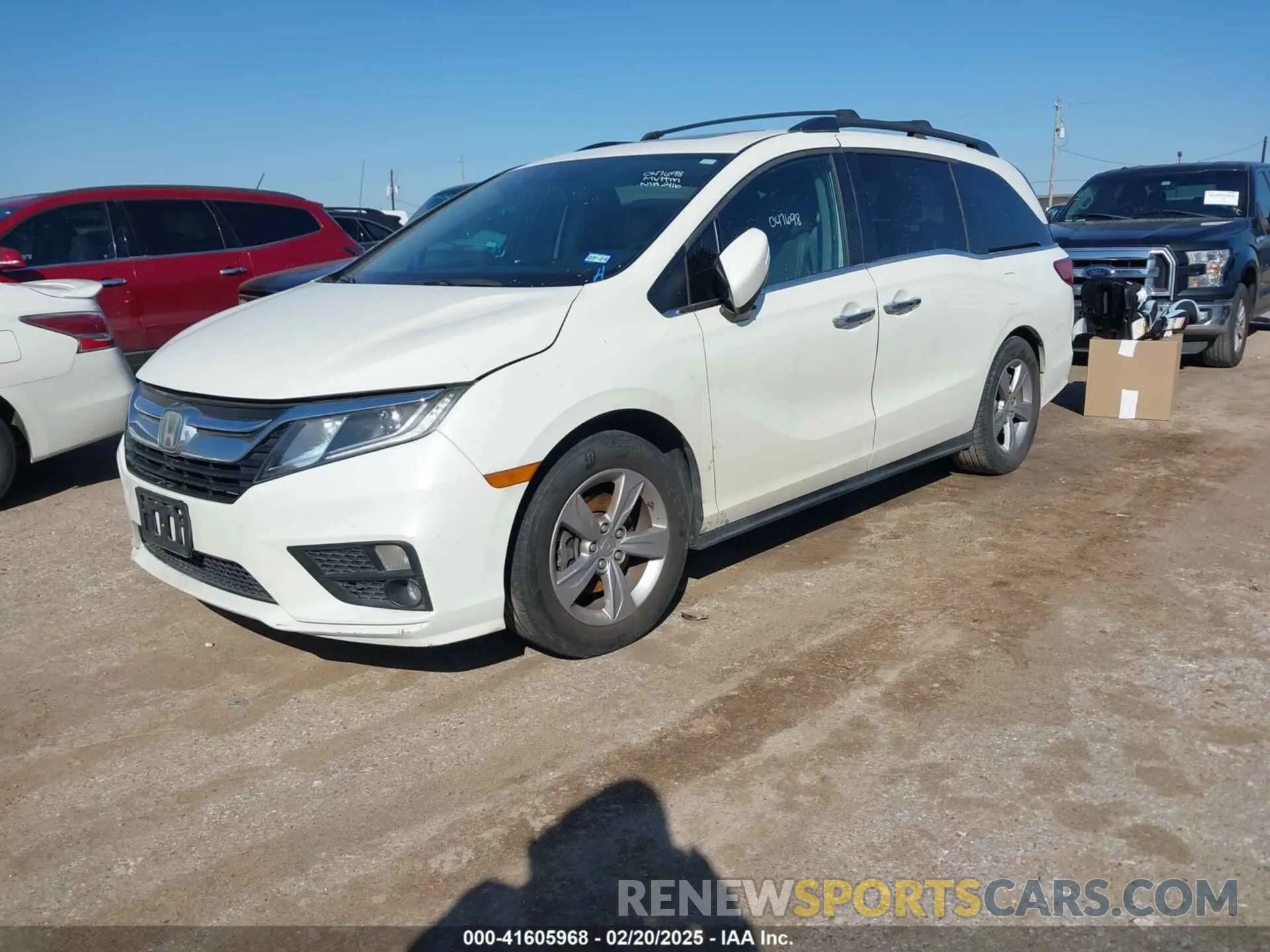 2 Photograph of a damaged car 5FNRL6H74KB047698 HONDA ODYSSEY 2019