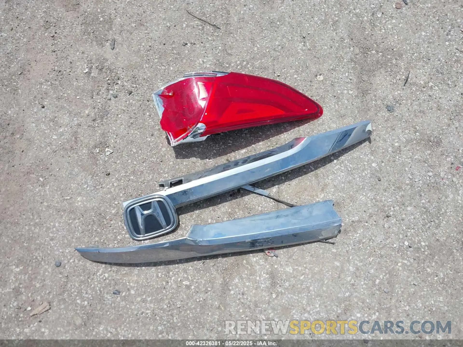 11 Photograph of a damaged car 5FNRL6H74KB097436 HONDA ODYSSEY 2019