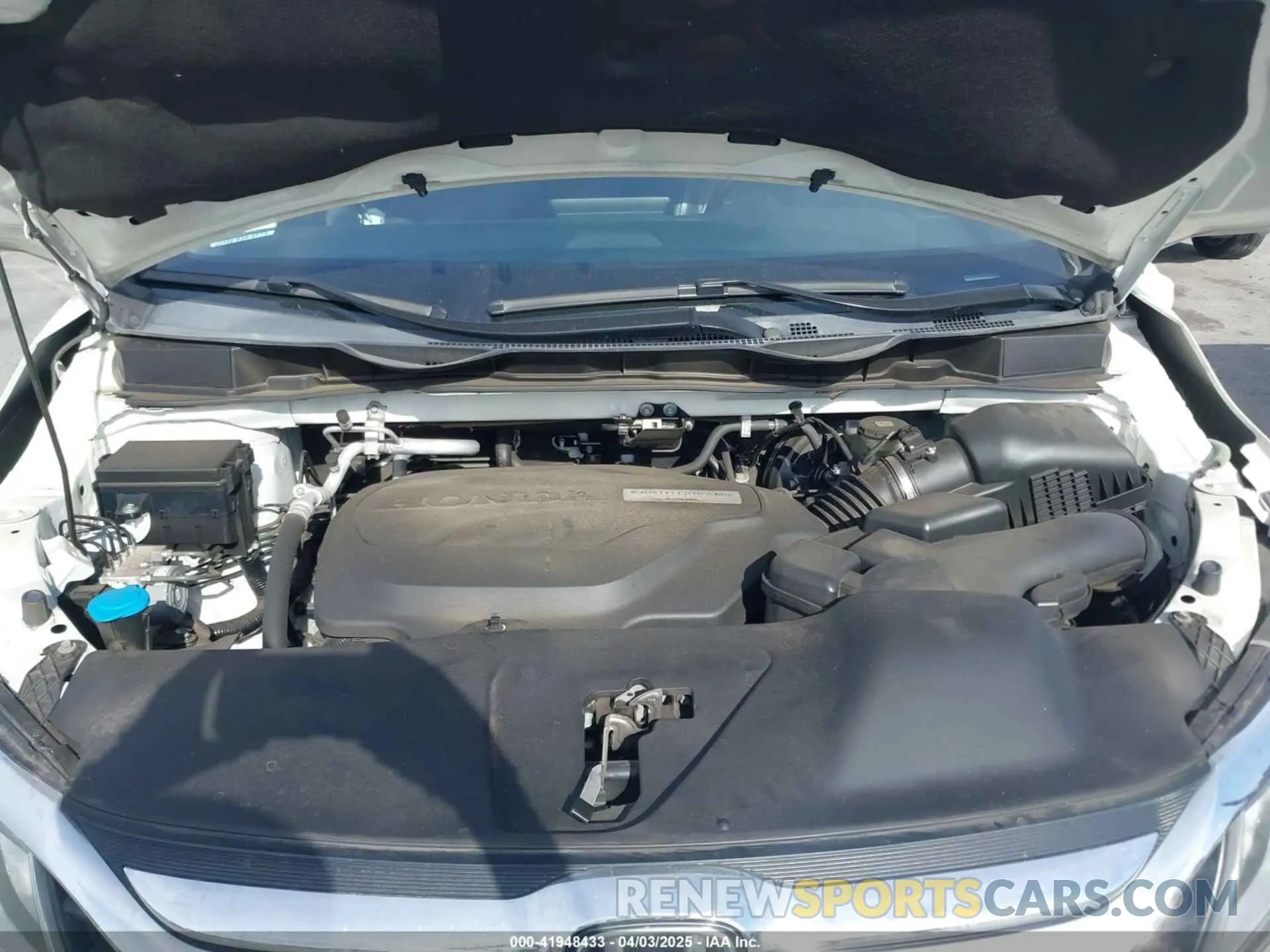 10 Photograph of a damaged car 5FNRL6H74KB103686 HONDA ODYSSEY 2019