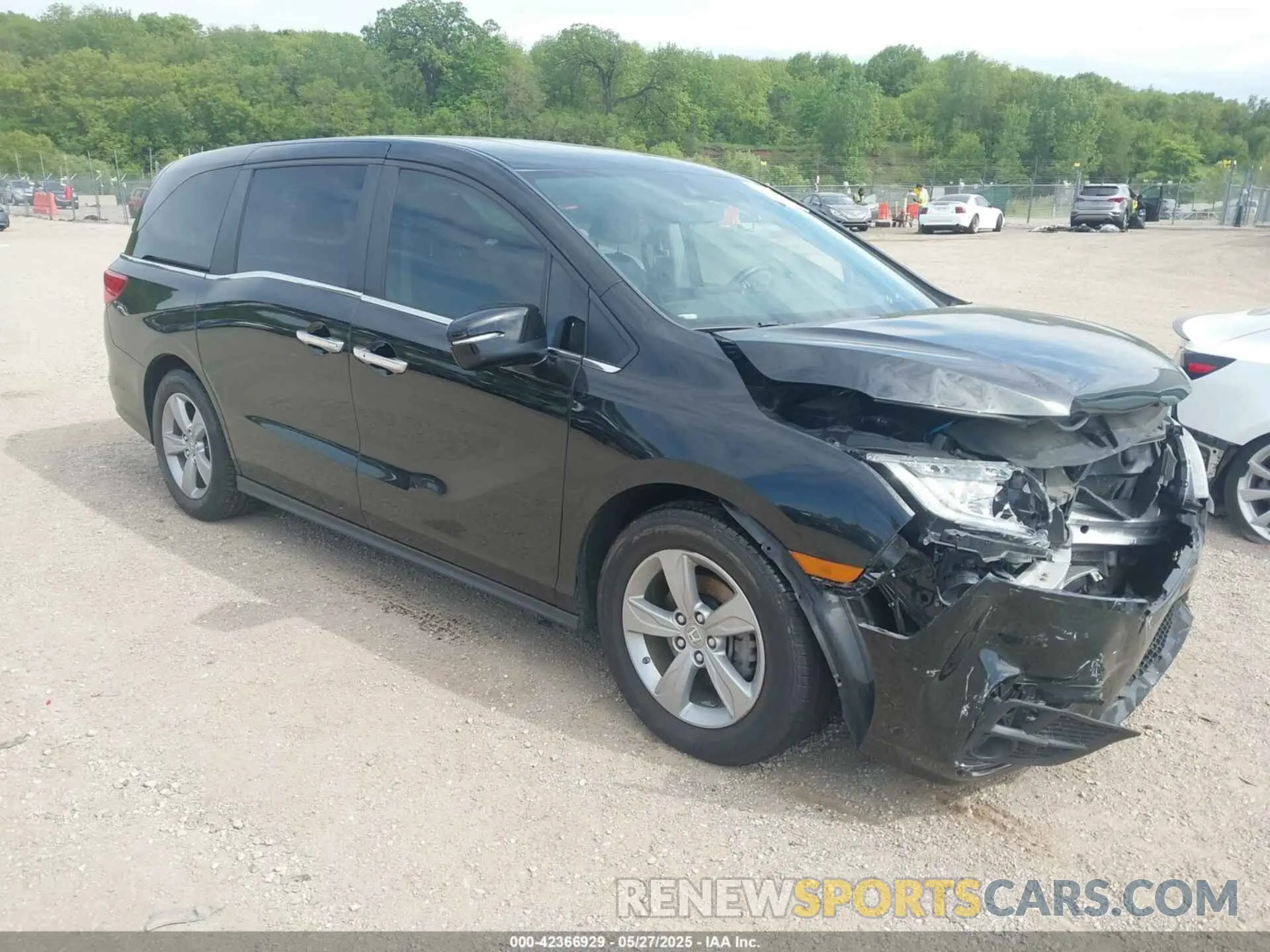 1 Photograph of a damaged car 5FNRL6H74KB106426 HONDA ODYSSEY 2019