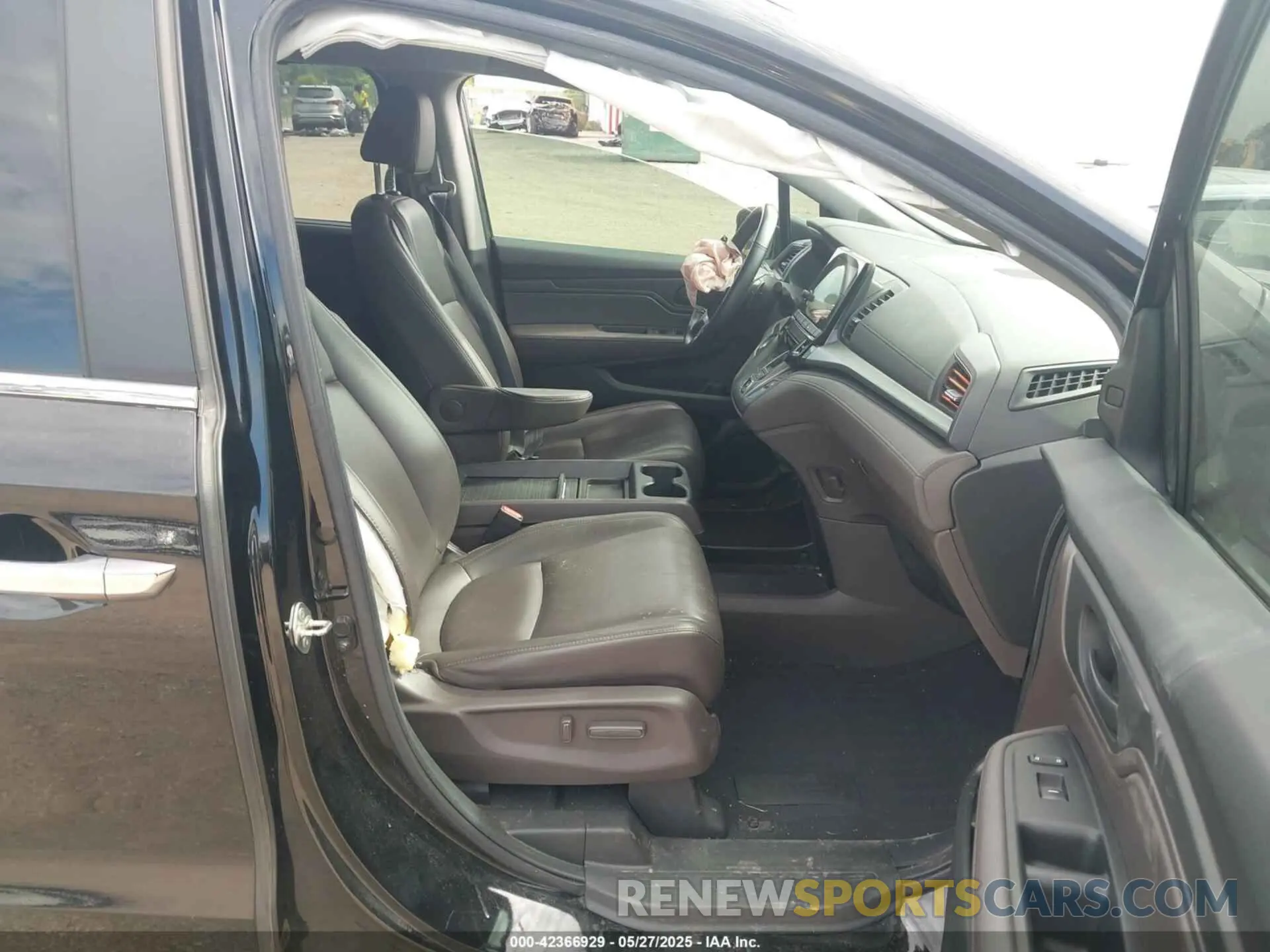 5 Photograph of a damaged car 5FNRL6H74KB106426 HONDA ODYSSEY 2019