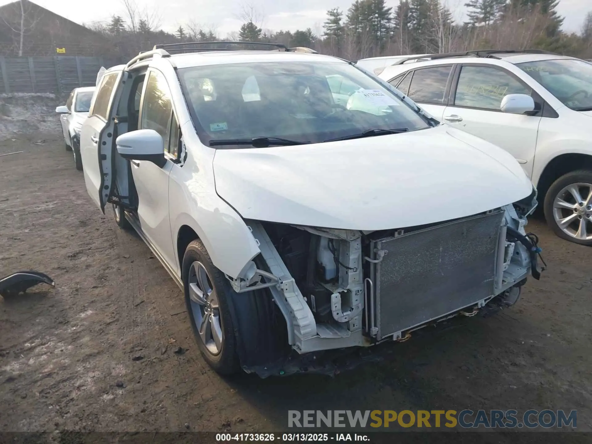 1 Photograph of a damaged car 5FNRL6H75KB019232 HONDA ODYSSEY 2019