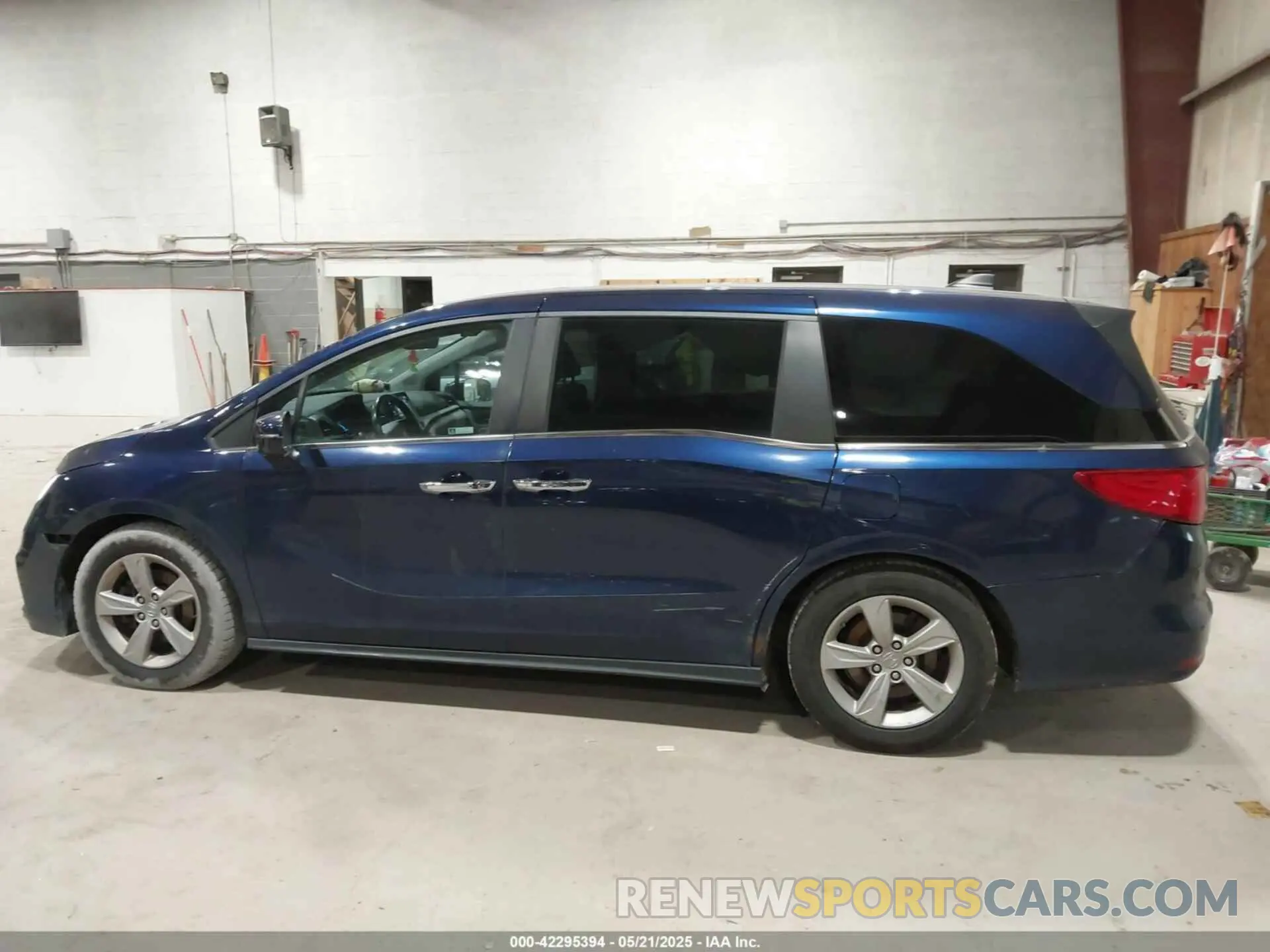 14 Photograph of a damaged car 5FNRL6H75KB042848 HONDA ODYSSEY 2019