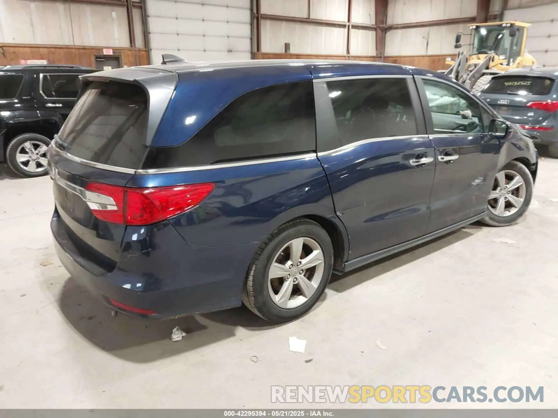 4 Photograph of a damaged car 5FNRL6H75KB042848 HONDA ODYSSEY 2019