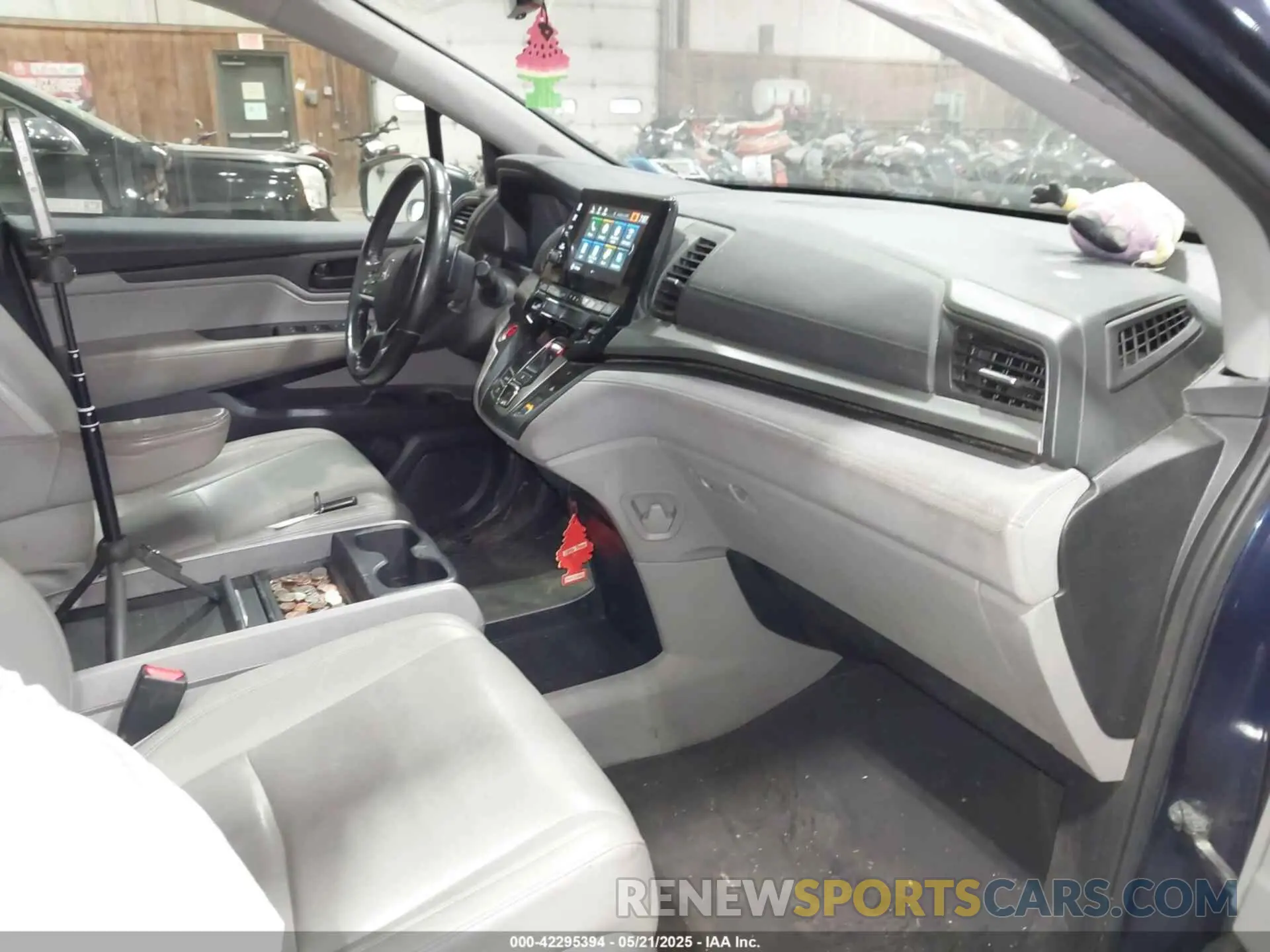 5 Photograph of a damaged car 5FNRL6H75KB042848 HONDA ODYSSEY 2019