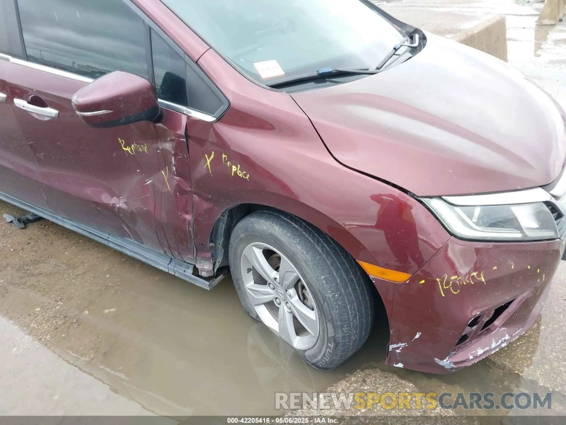 6 Photograph of a damaged car 5FNRL6H75KB075302 HONDA ODYSSEY 2019
