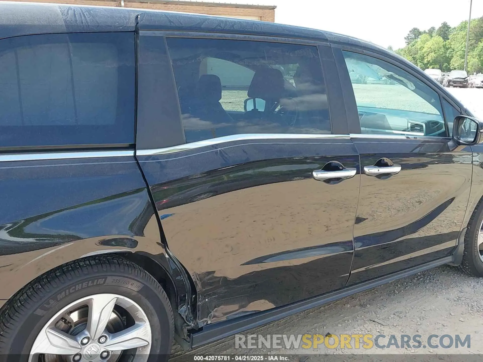 6 Photograph of a damaged car 5FNRL6H76KB005145 HONDA ODYSSEY 2019
