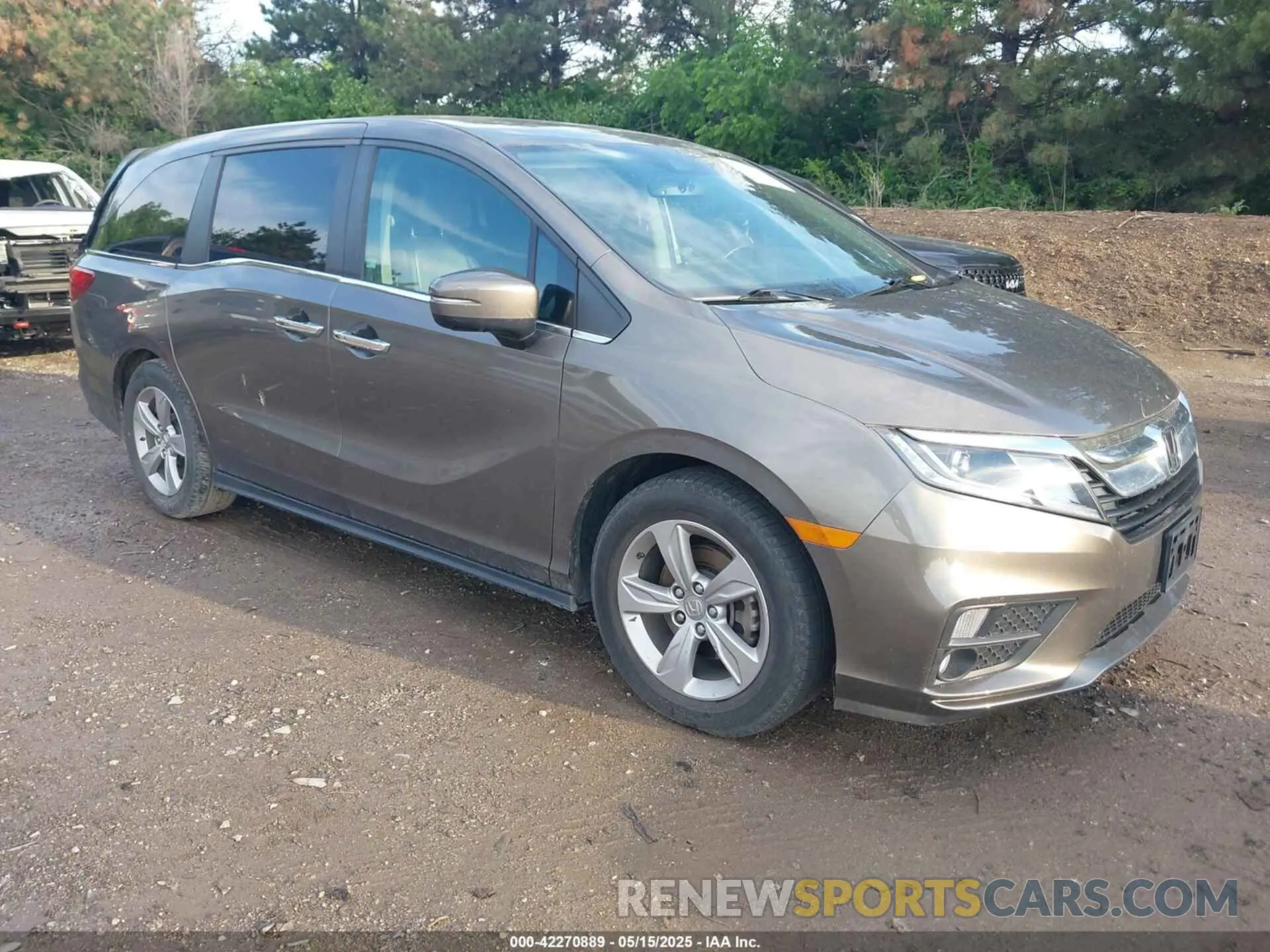 1 Photograph of a damaged car 5FNRL6H76KB063059 HONDA ODYSSEY 2019