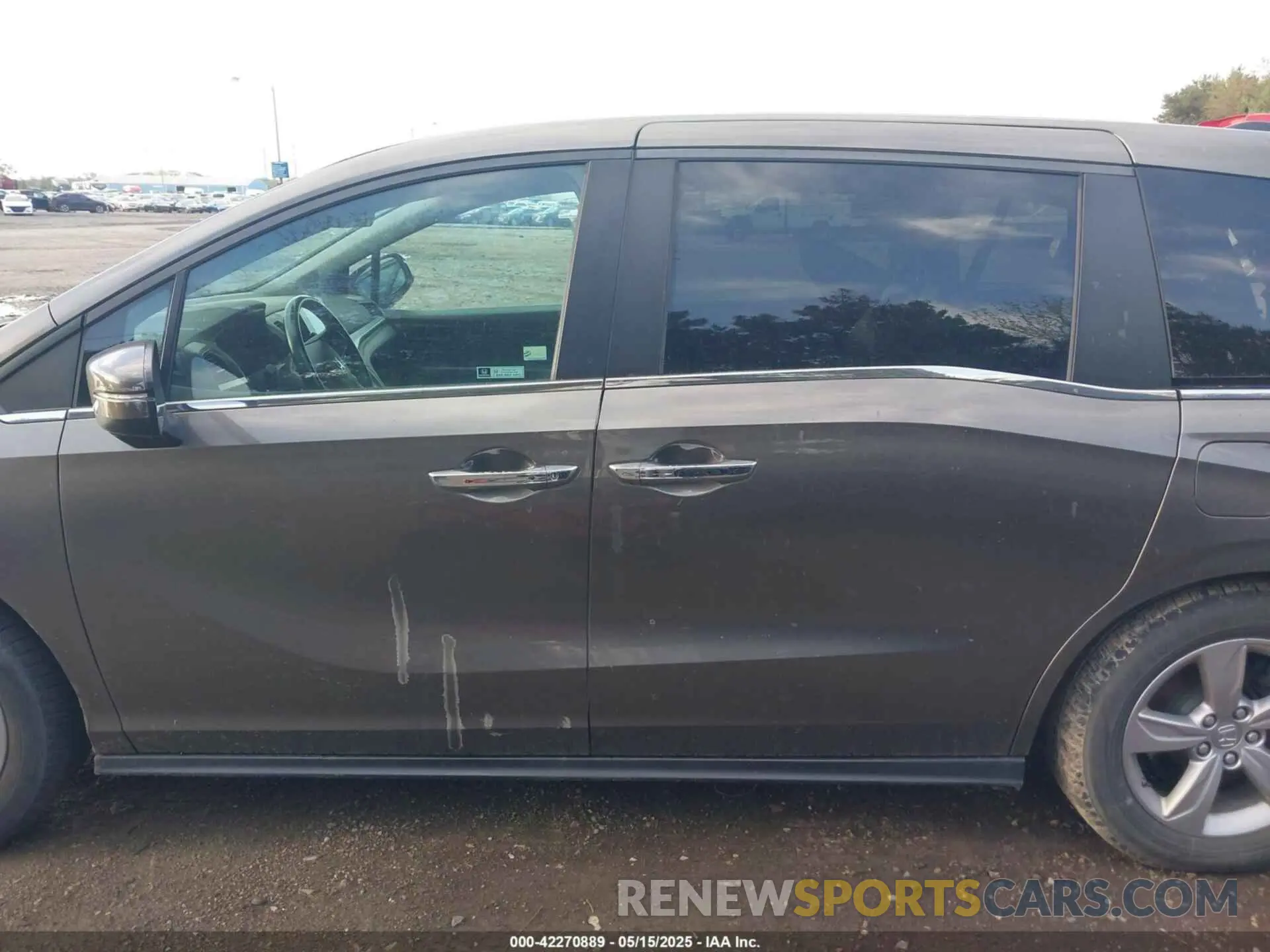 14 Photograph of a damaged car 5FNRL6H76KB063059 HONDA ODYSSEY 2019
