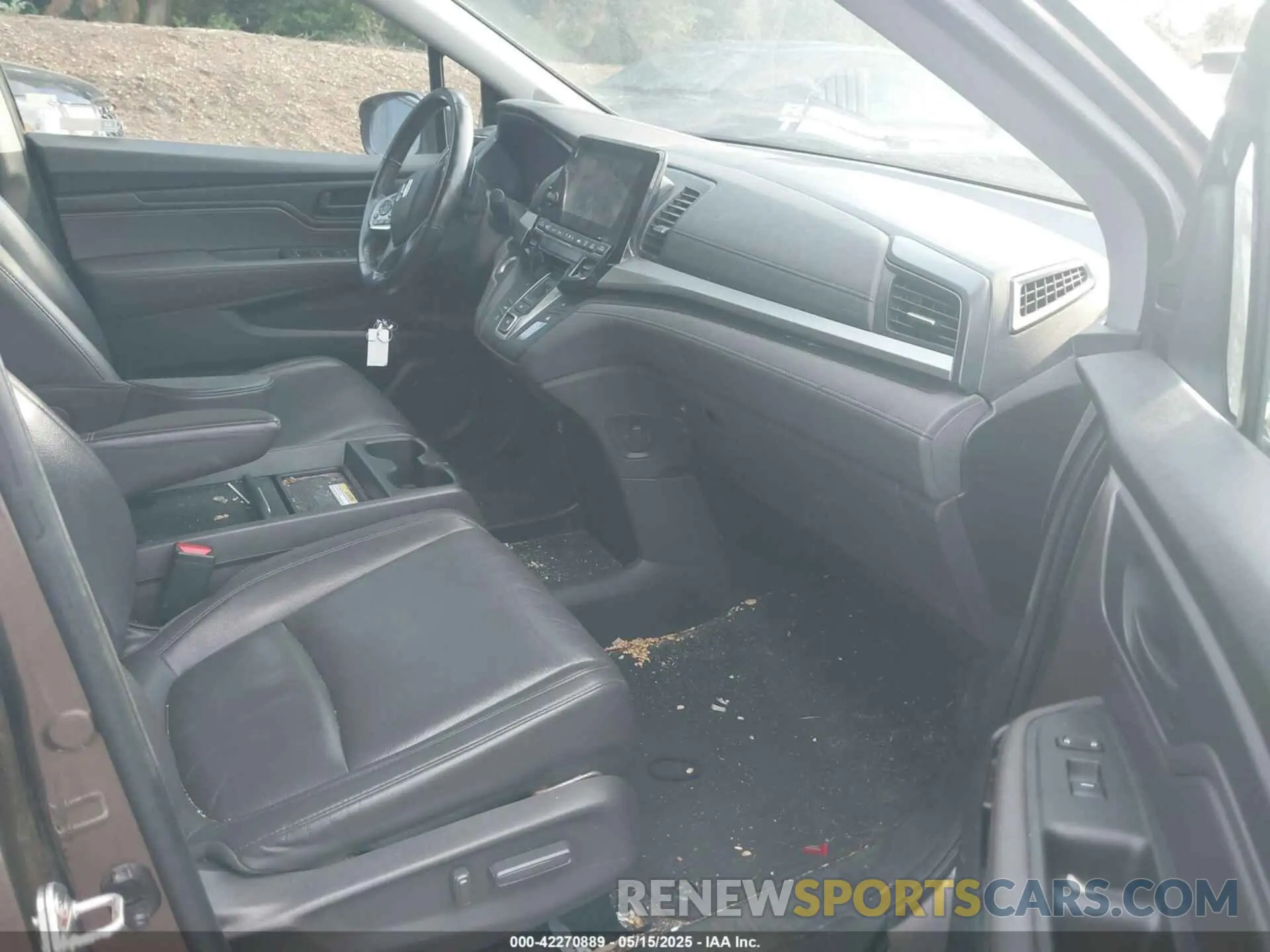 5 Photograph of a damaged car 5FNRL6H76KB063059 HONDA ODYSSEY 2019