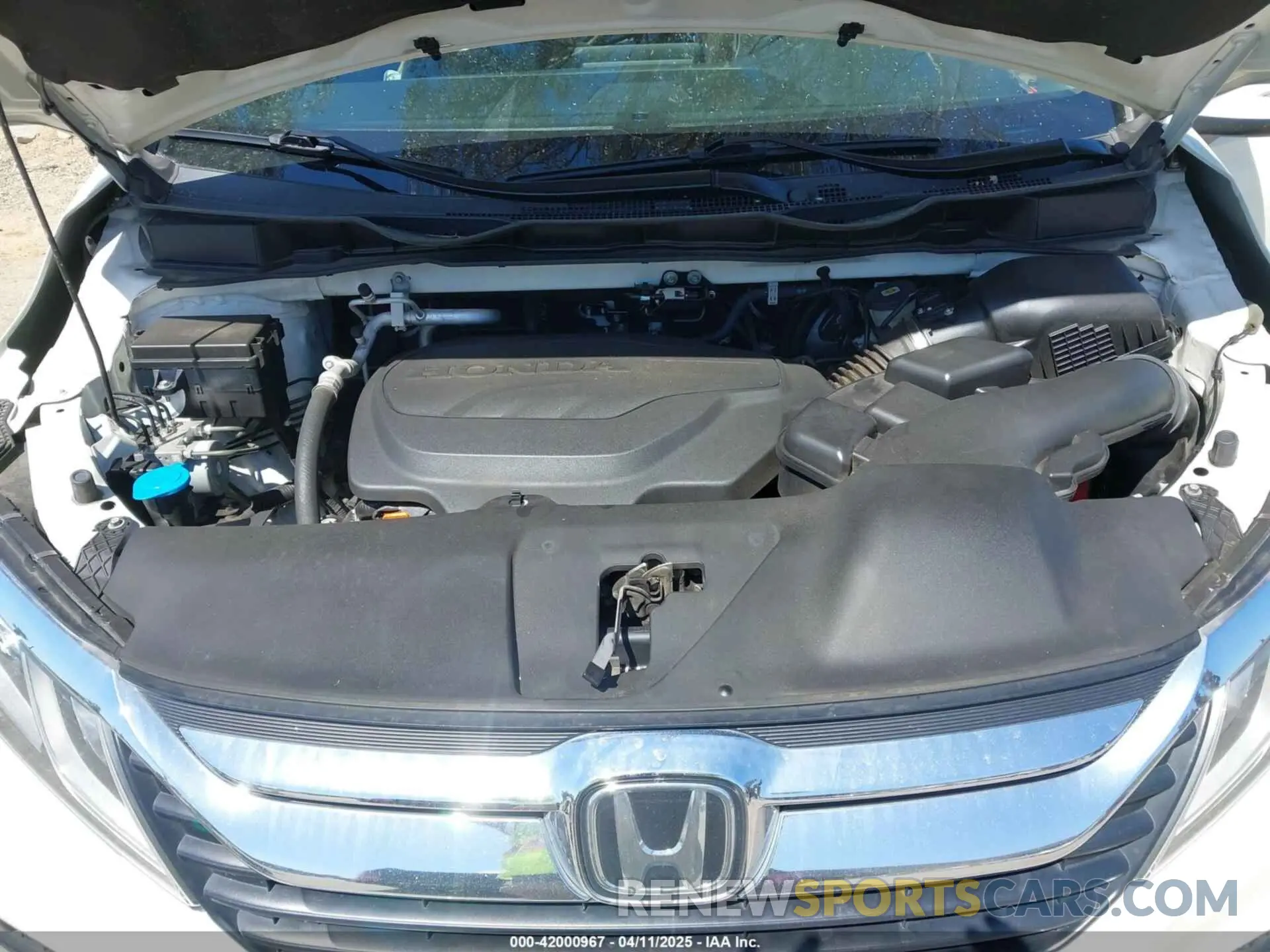 10 Photograph of a damaged car 5FNRL6H76KB066365 HONDA ODYSSEY 2019