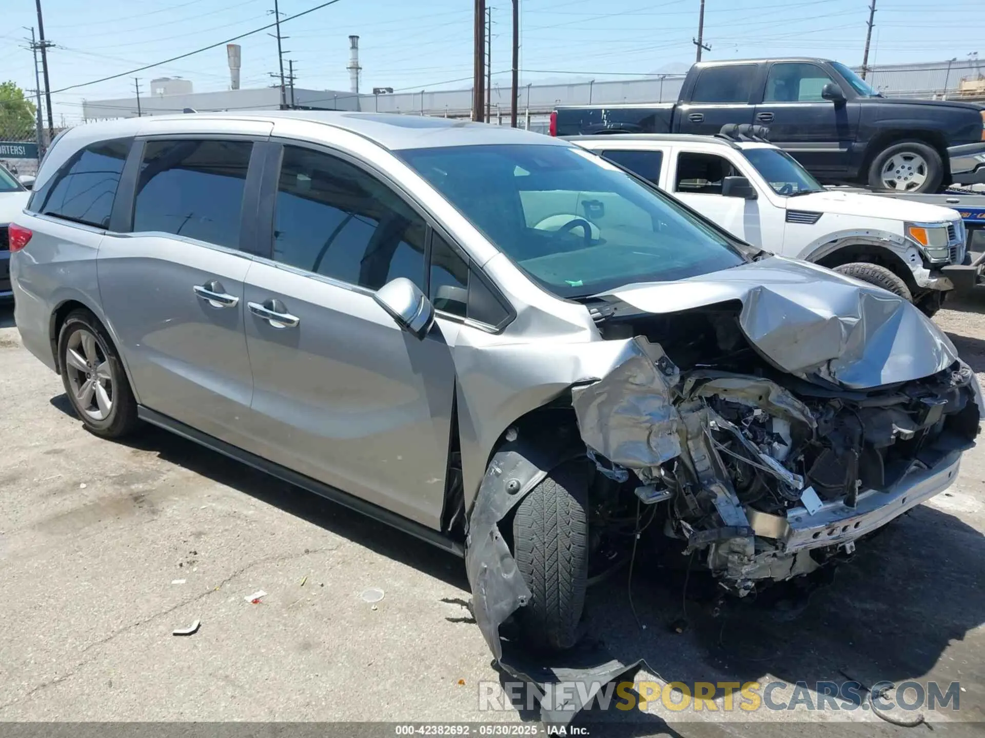 1 Photograph of a damaged car 5FNRL6H77KB071719 HONDA ODYSSEY 2019