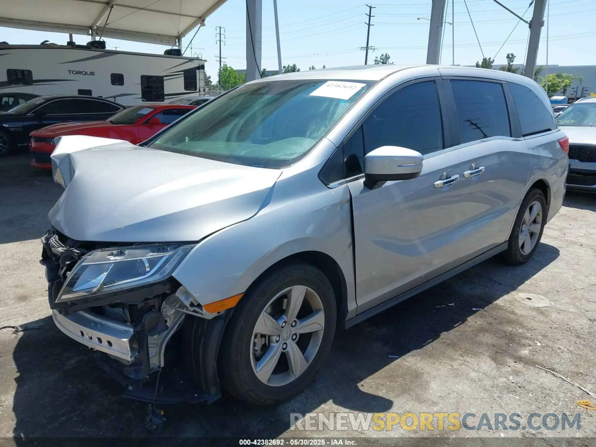 2 Photograph of a damaged car 5FNRL6H77KB071719 HONDA ODYSSEY 2019