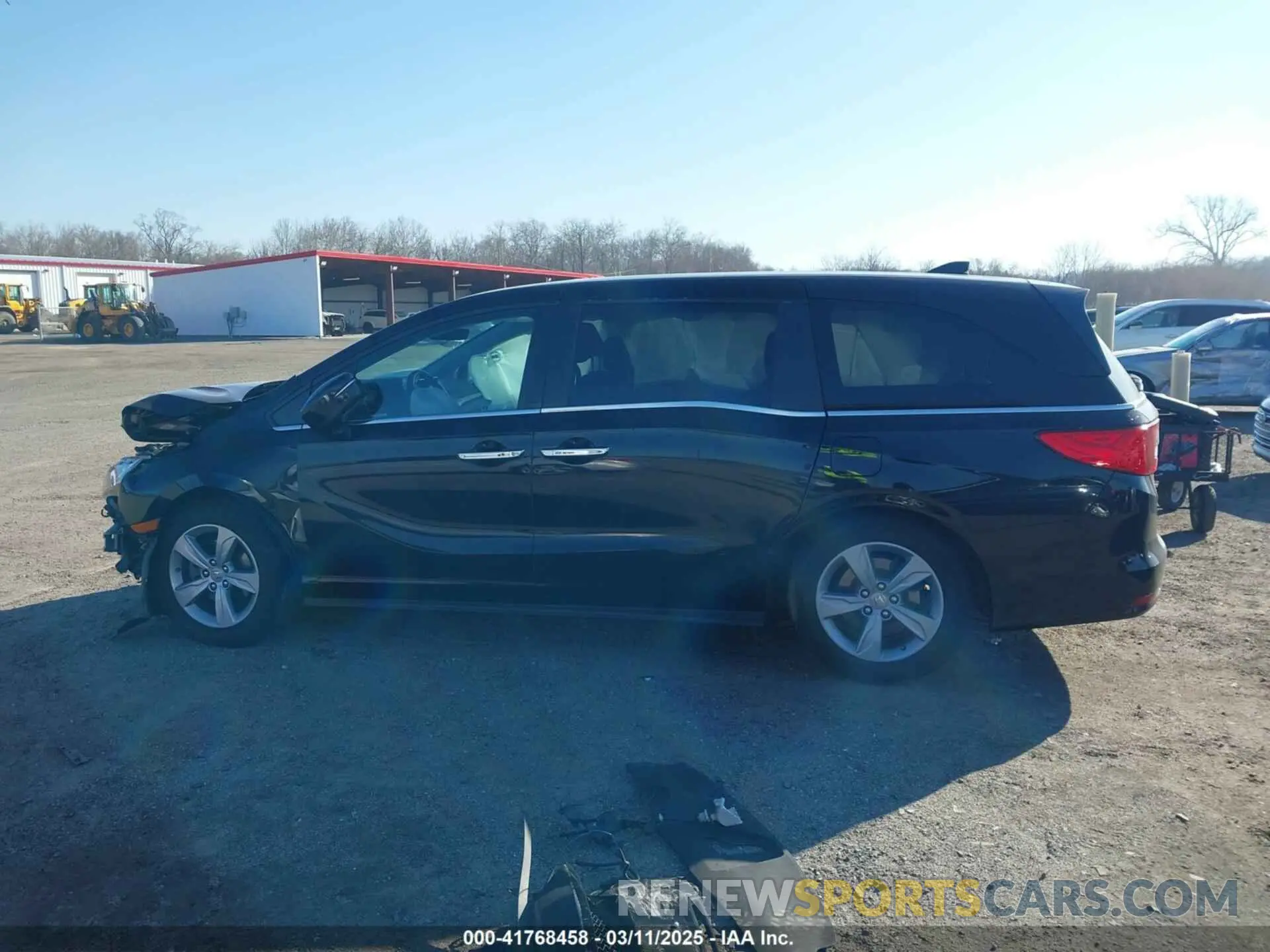 14 Photograph of a damaged car 5FNRL6H77KB097835 HONDA ODYSSEY 2019