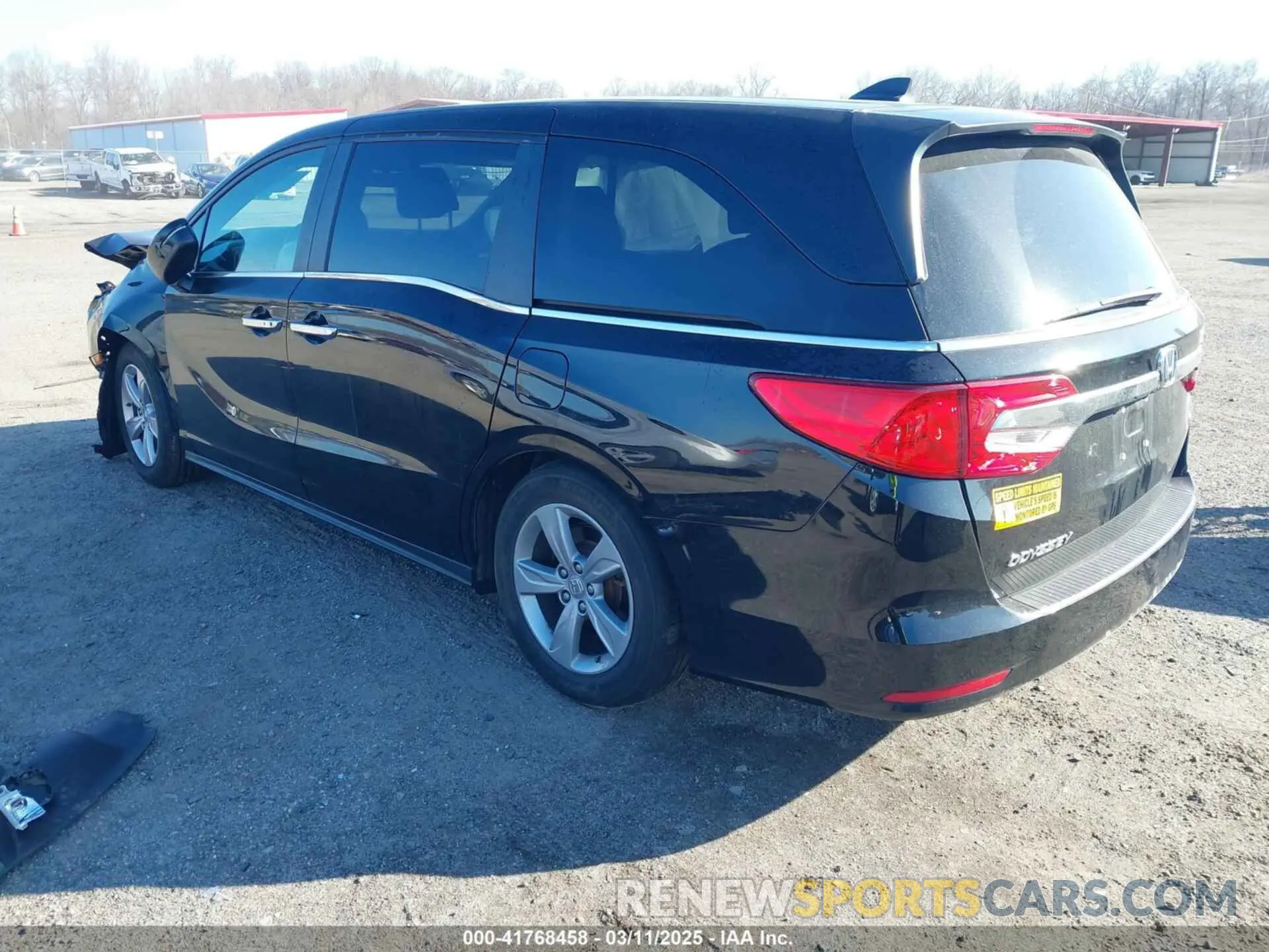 3 Photograph of a damaged car 5FNRL6H77KB097835 HONDA ODYSSEY 2019