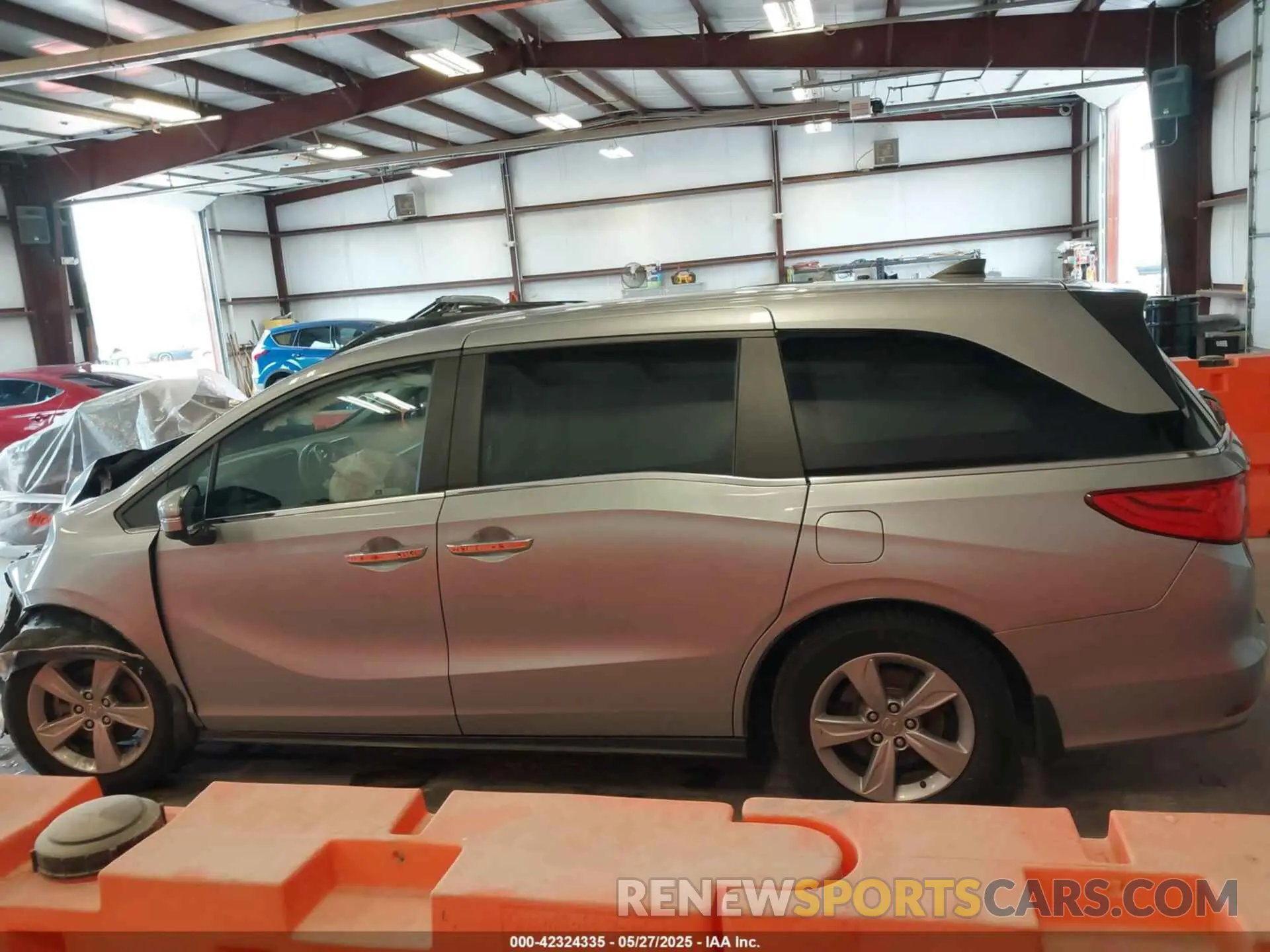 14 Photograph of a damaged car 5FNRL6H78KB036400 HONDA ODYSSEY 2019