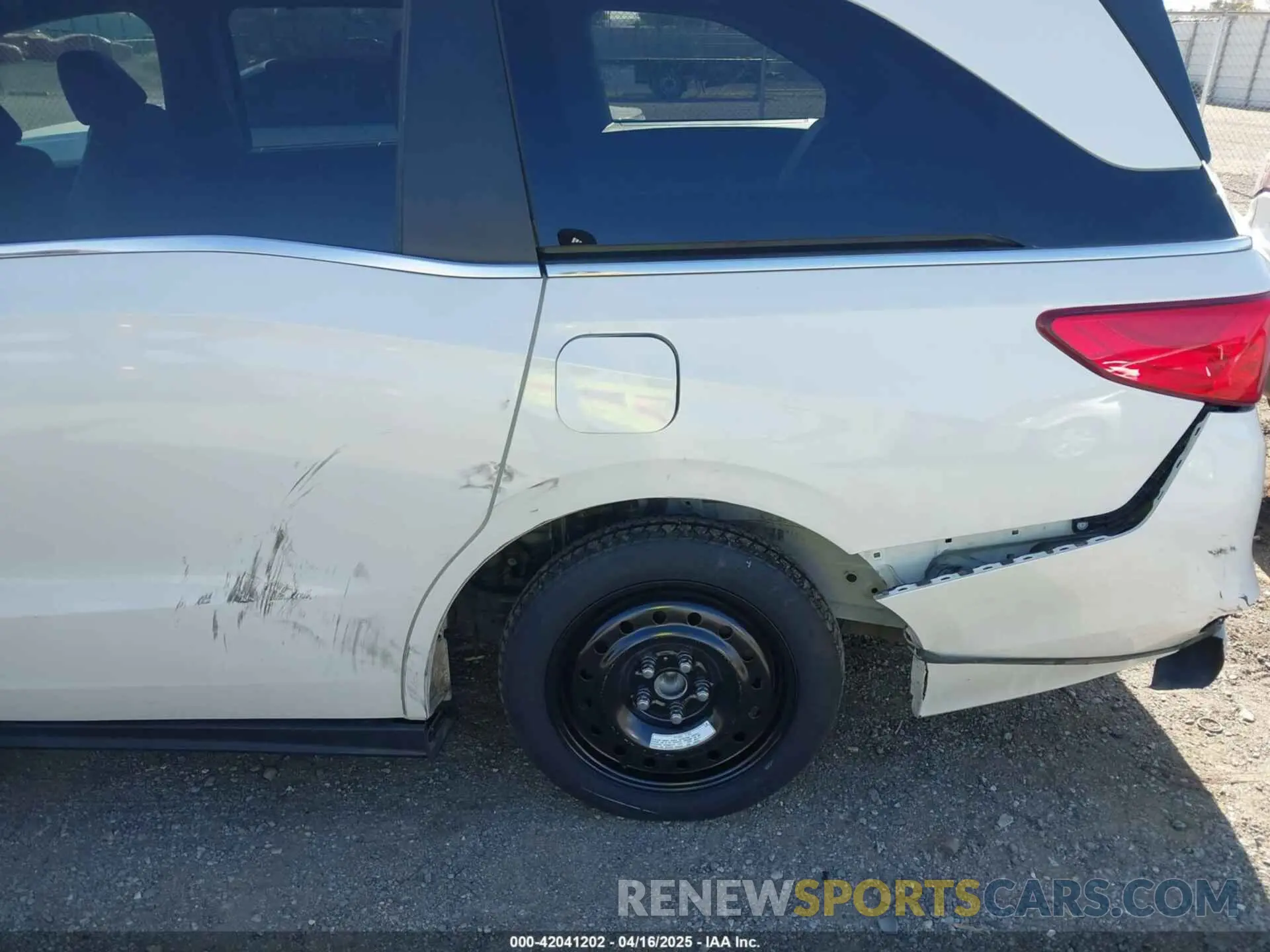 6 Photograph of a damaged car 5FNRL6H78KB043279 HONDA ODYSSEY 2019