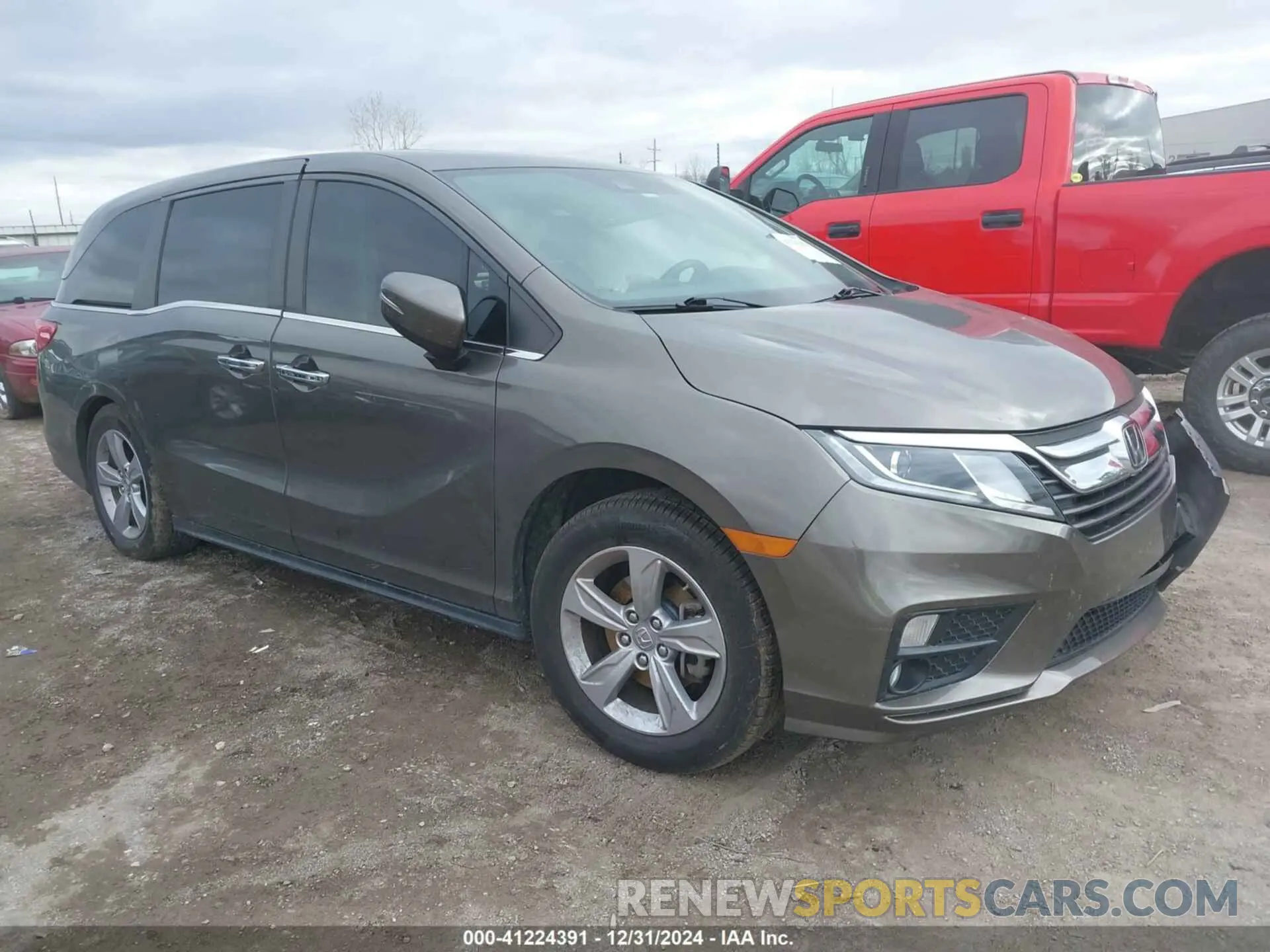 1 Photograph of a damaged car 5FNRL6H78KB119261 HONDA ODYSSEY 2019