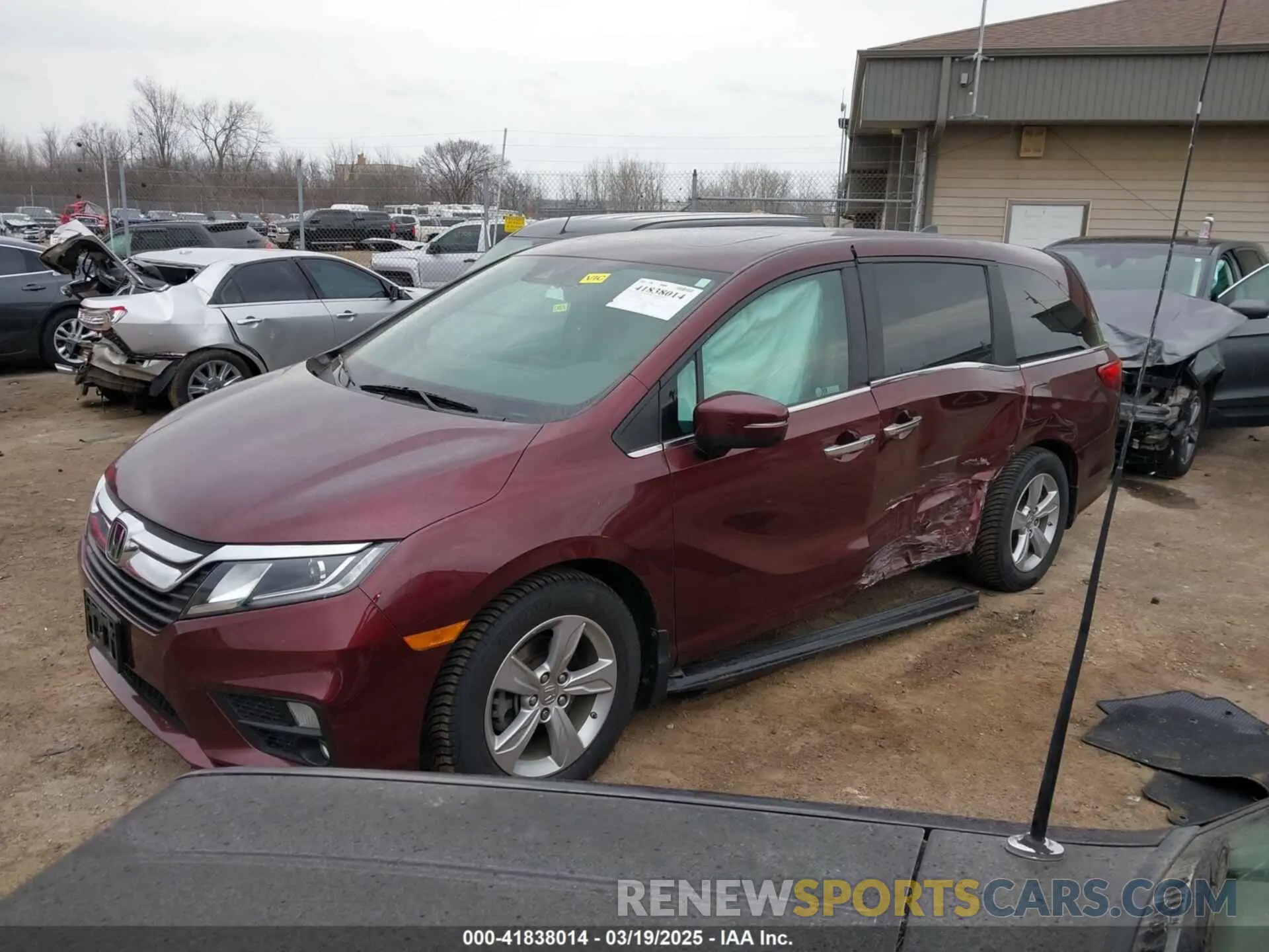 2 Photograph of a damaged car 5FNRL6H79KB048085 HONDA ODYSSEY 2019