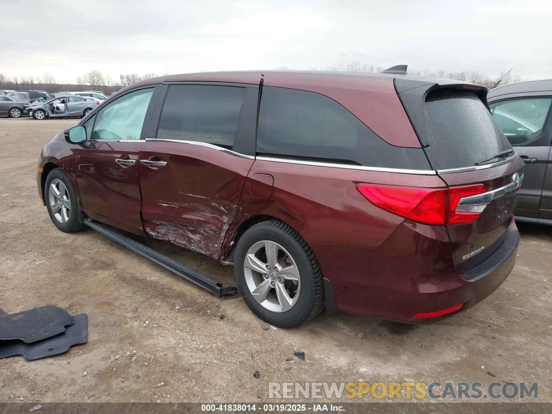 3 Photograph of a damaged car 5FNRL6H79KB048085 HONDA ODYSSEY 2019