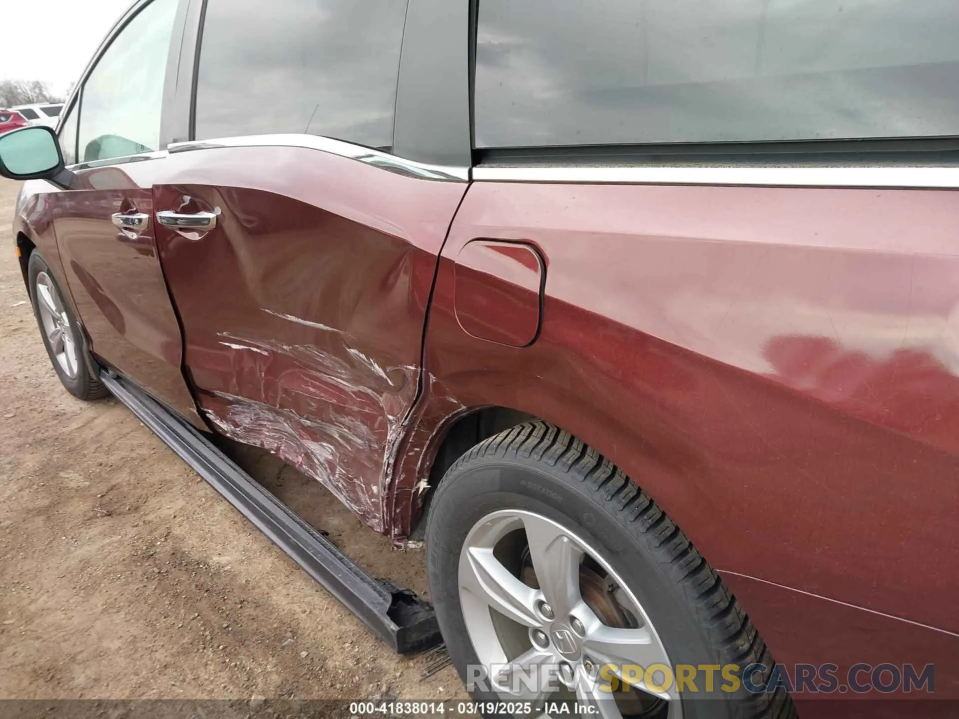 6 Photograph of a damaged car 5FNRL6H79KB048085 HONDA ODYSSEY 2019