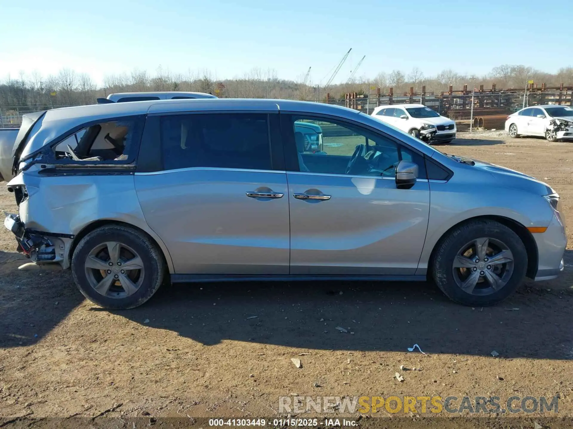 13 Photograph of a damaged car 5FNRL6H79KB100122 HONDA ODYSSEY 2019