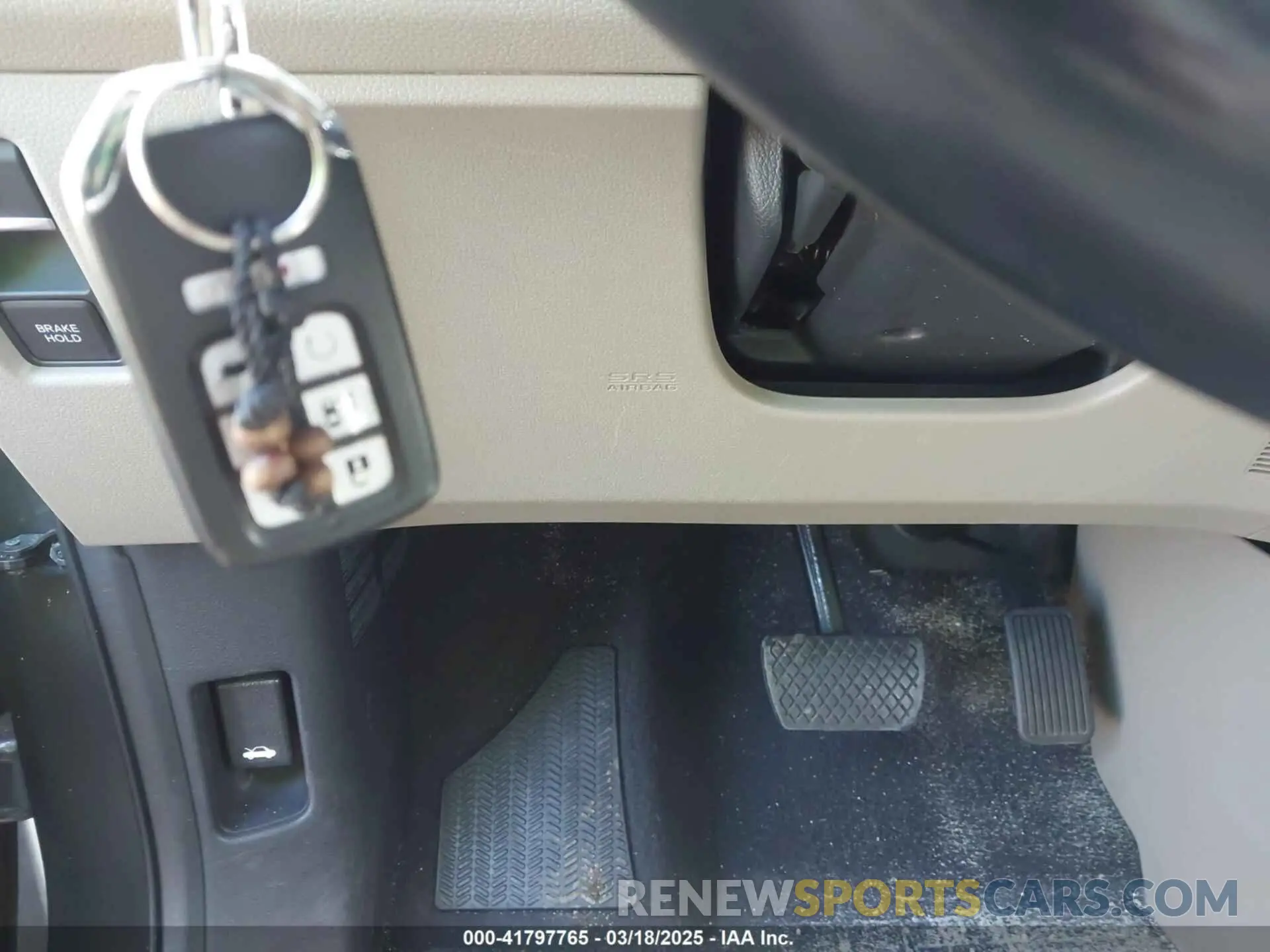 11 Photograph of a damaged car 5FNRL6H7XKB052422 HONDA ODYSSEY 2019
