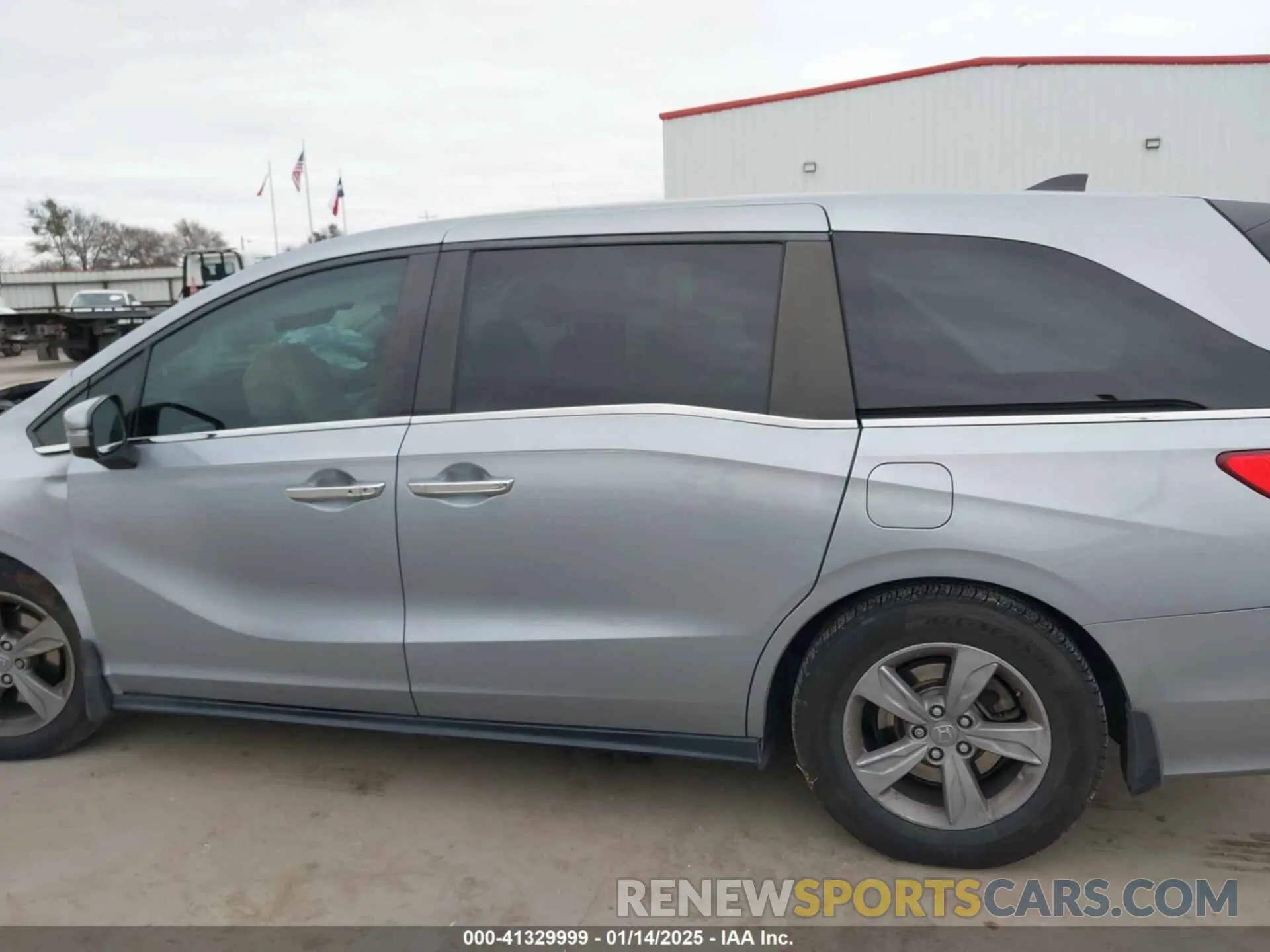 14 Photograph of a damaged car 5FNRL6H7XKB107290 HONDA ODYSSEY 2019