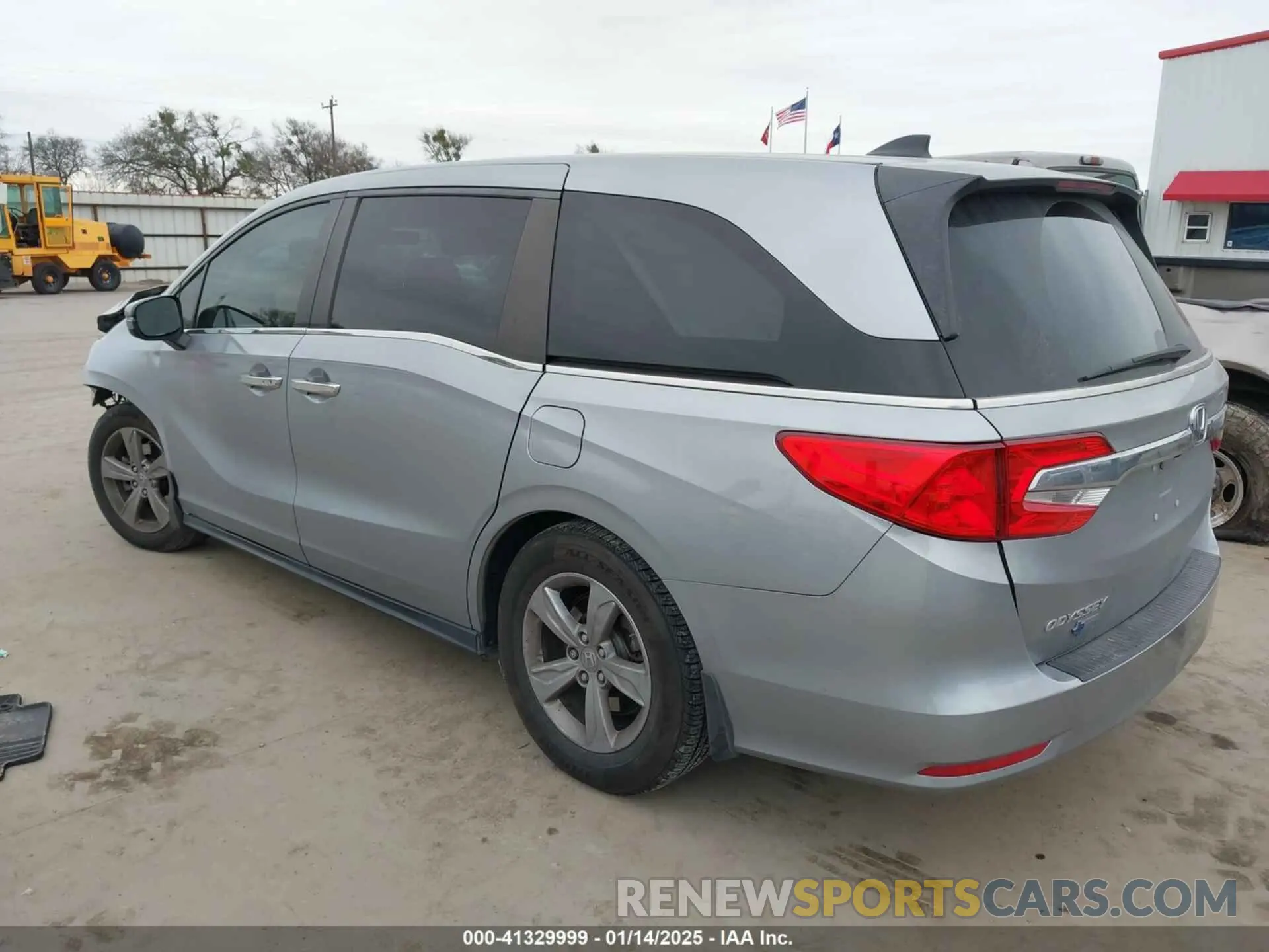 3 Photograph of a damaged car 5FNRL6H7XKB107290 HONDA ODYSSEY 2019
