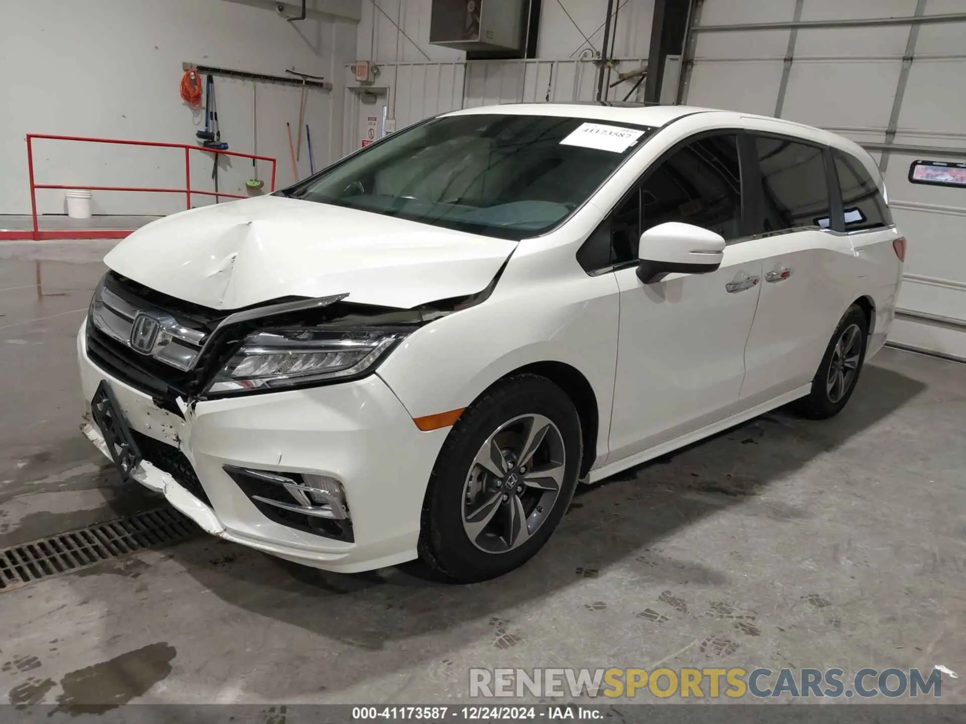 2 Photograph of a damaged car 5FNRL6H83KB051363 HONDA ODYSSEY 2019